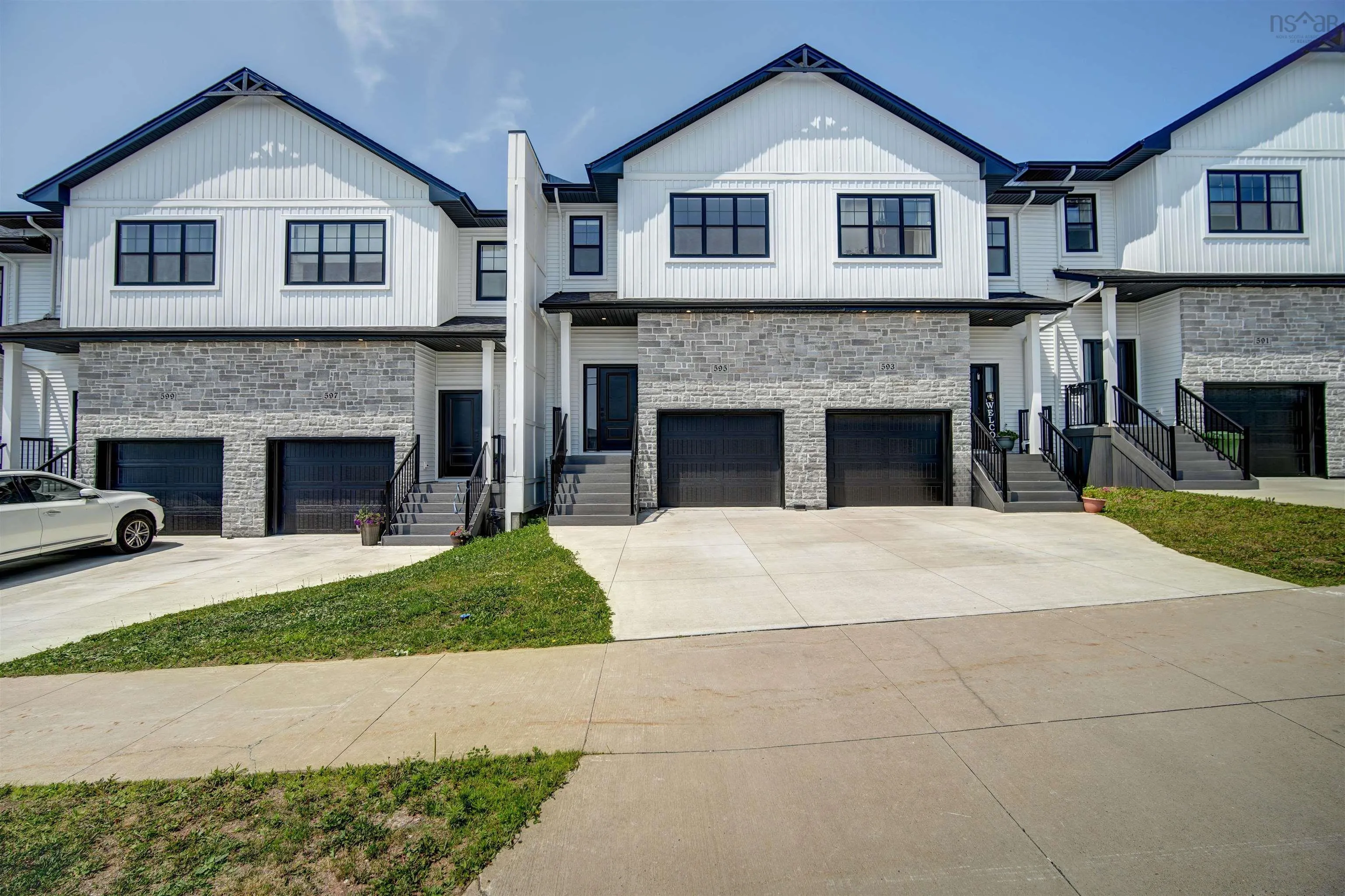 595 Cowie Hill Road, Halifax, NS B3N 0E1, 3 Bedrooms Bedrooms, ,4 BathroomsBathrooms,Residential,For Sale,Cowie Hill,202517998