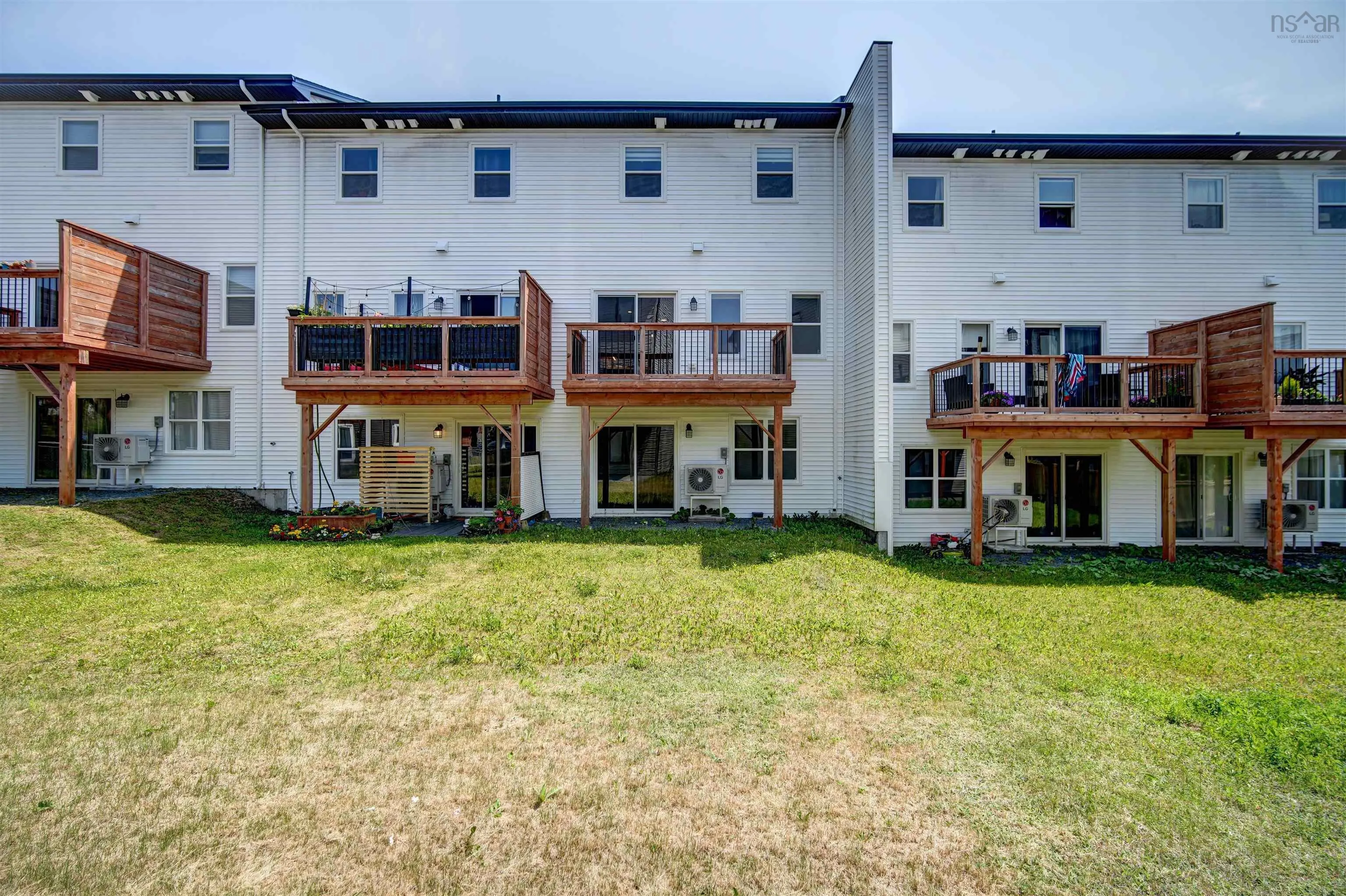 595 Cowie Hill Road, Halifax, NS B3N 0E1, 3 Bedrooms Bedrooms, ,4 BathroomsBathrooms,Residential,For Sale,Cowie Hill,202517998