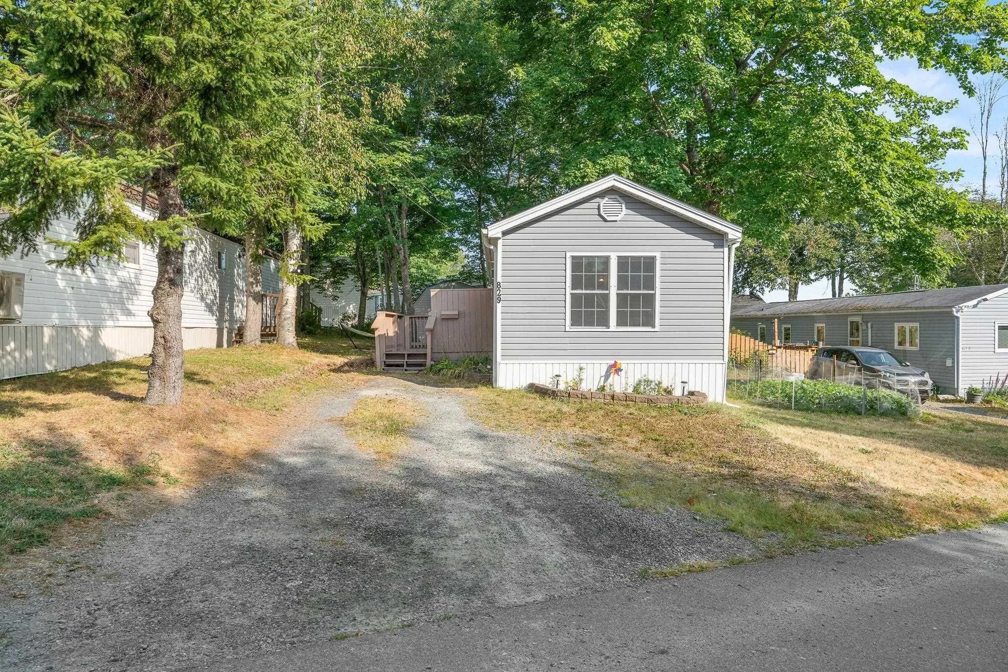 829 Duggan Drive, Beaver Bank, NS B4E 1L4, 3 Bedrooms Bedrooms, ,1 BathroomBathrooms,Residential,For Sale,Duggan,202520524