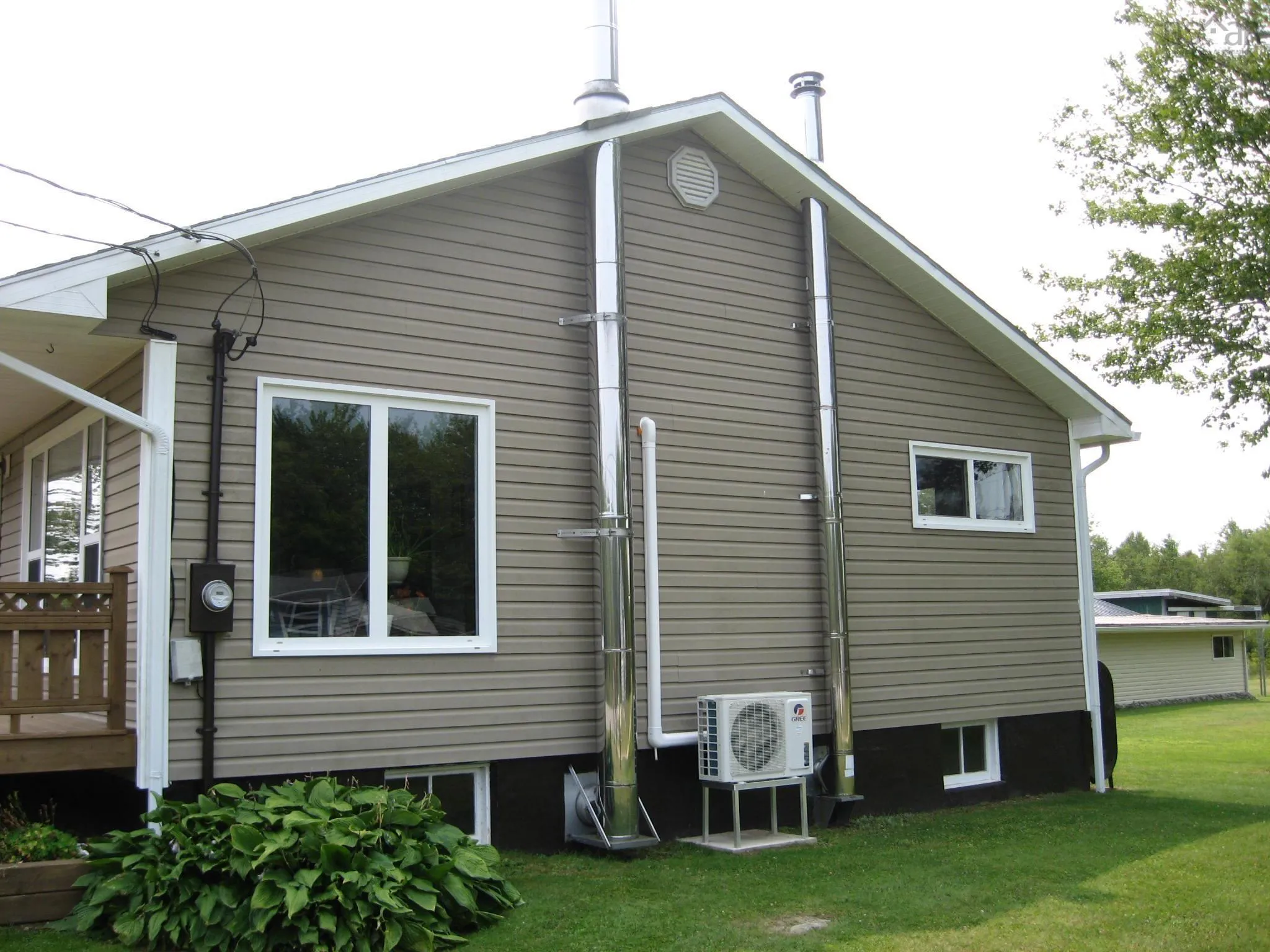 2229 Shore Road, Western Head, NS B0T 1K0, 2 Bedrooms Bedrooms, ,1 BathroomBathrooms,Residential,For Sale,Shore,202519978
