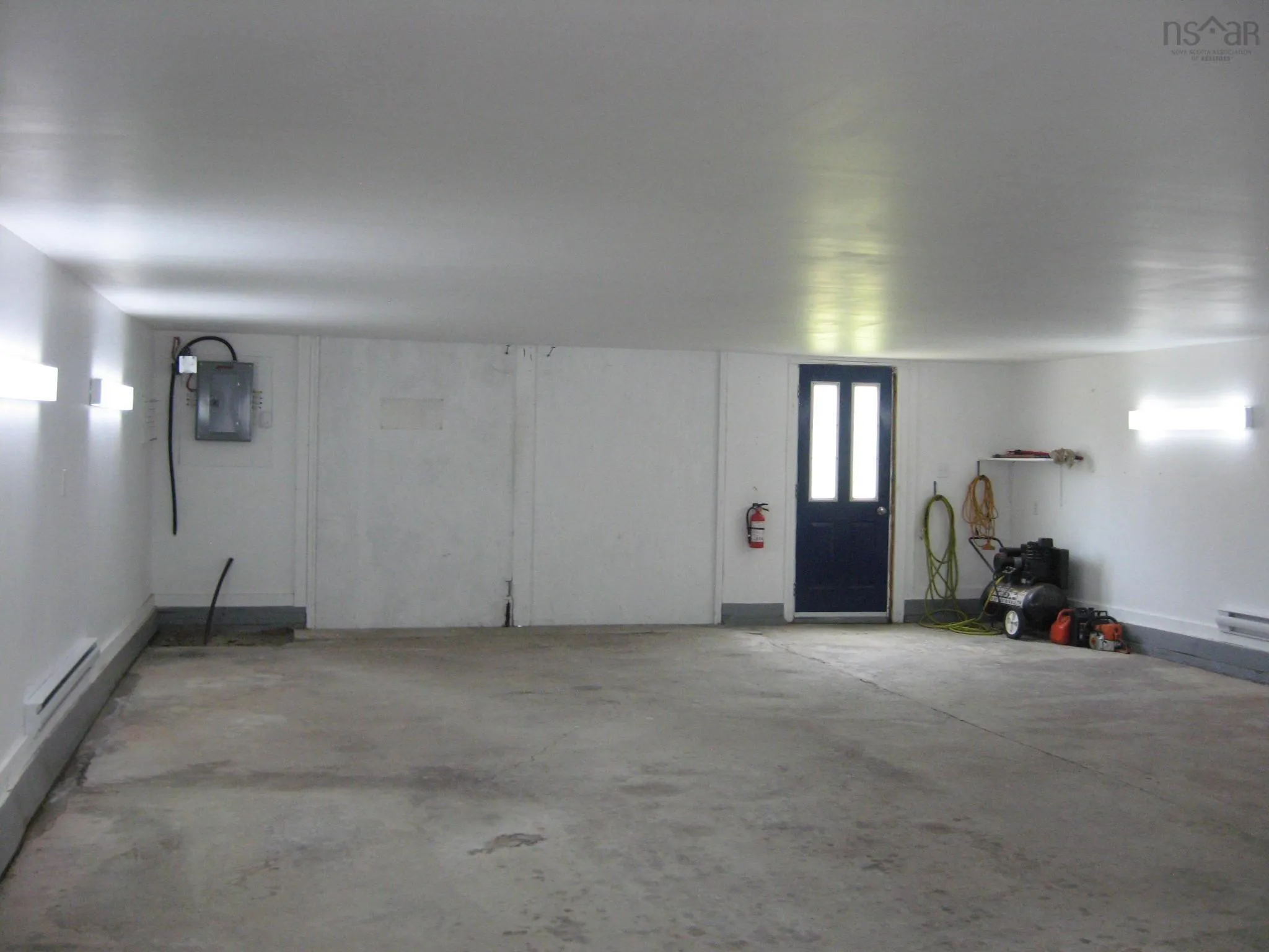2229 Shore Road, Western Head, NS B0T 1K0, 2 Bedrooms Bedrooms, ,1 BathroomBathrooms,Residential,For Sale,Shore,202519978