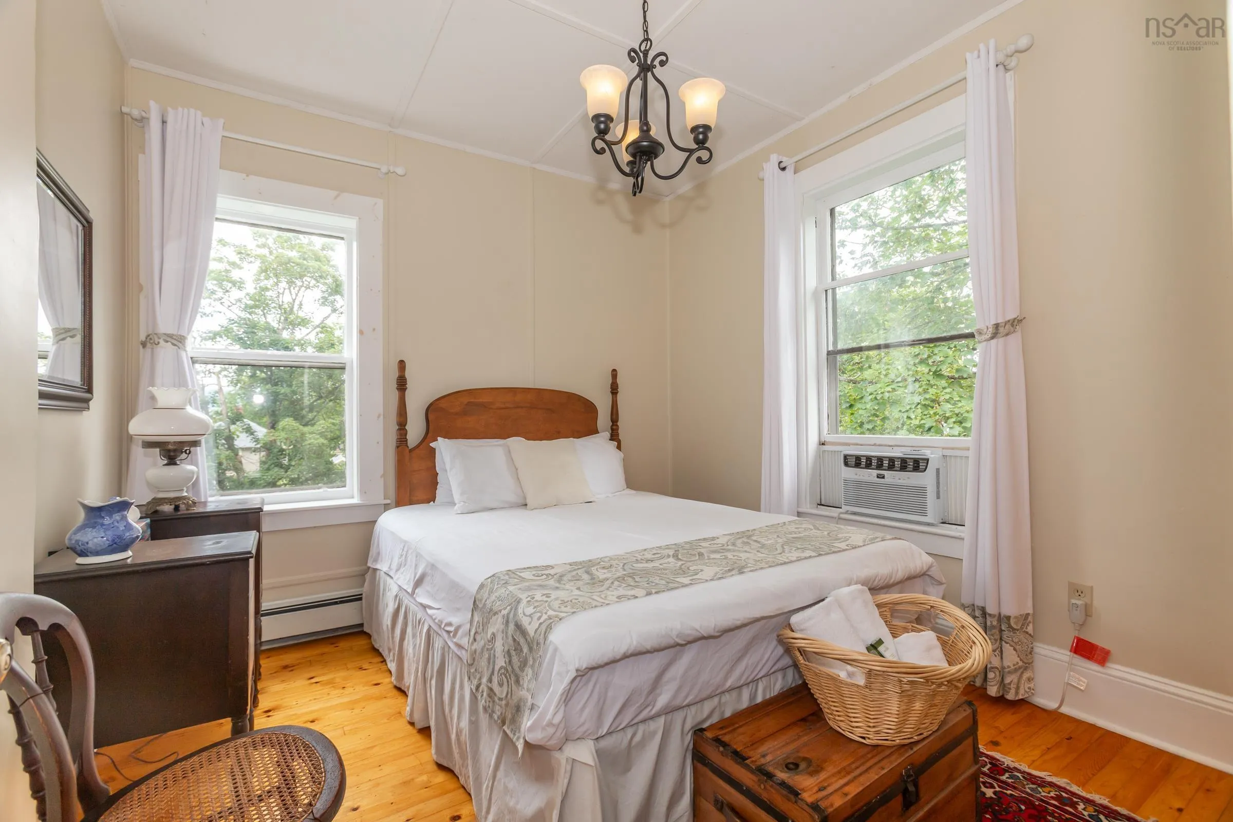 548 St George Street, Annapolis Royal Ns B0s 1a0, 9 Bedrooms Bedrooms, ,9 BathroomsBathrooms,Residential,For Sale,St George Street,202400630