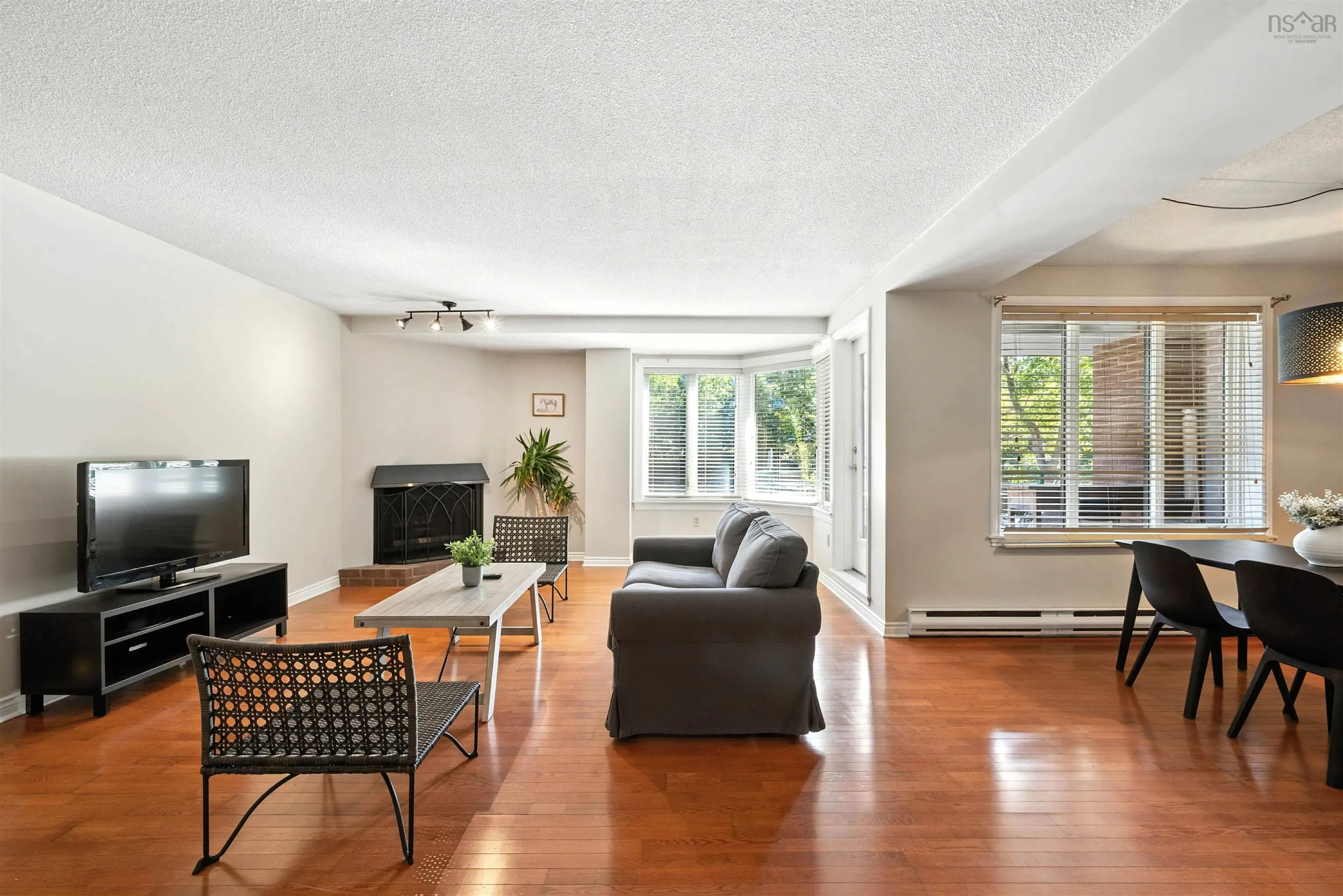 206-1350 Oxford Street, Halifax, NS B3H 3Y8, 2 Bedrooms Bedrooms, ,2 BathroomsBathrooms,Residential,For Sale,Oxford,202521753