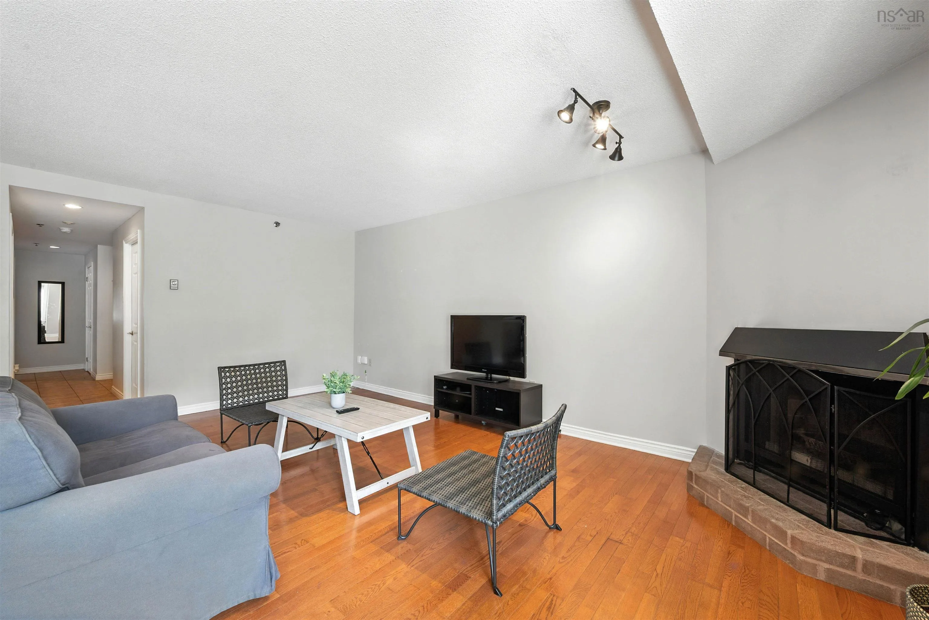 206-1350 Oxford Street, Halifax, NS B3H 3Y8, 2 Bedrooms Bedrooms, ,2 BathroomsBathrooms,Residential,For Sale,Oxford,202521753