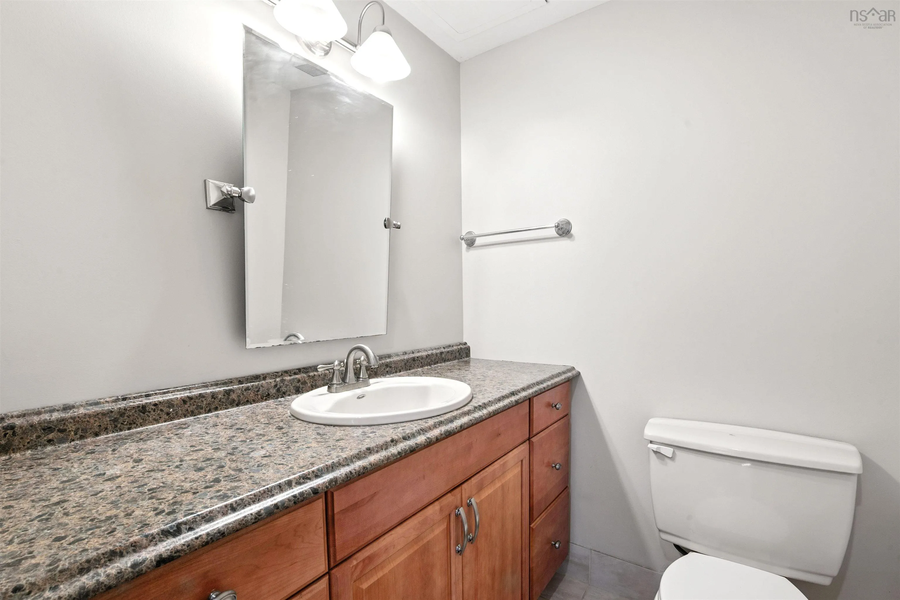 206-1350 Oxford Street, Halifax, NS B3H 3Y8, 2 Bedrooms Bedrooms, ,2 BathroomsBathrooms,Residential,For Sale,Oxford,202521753