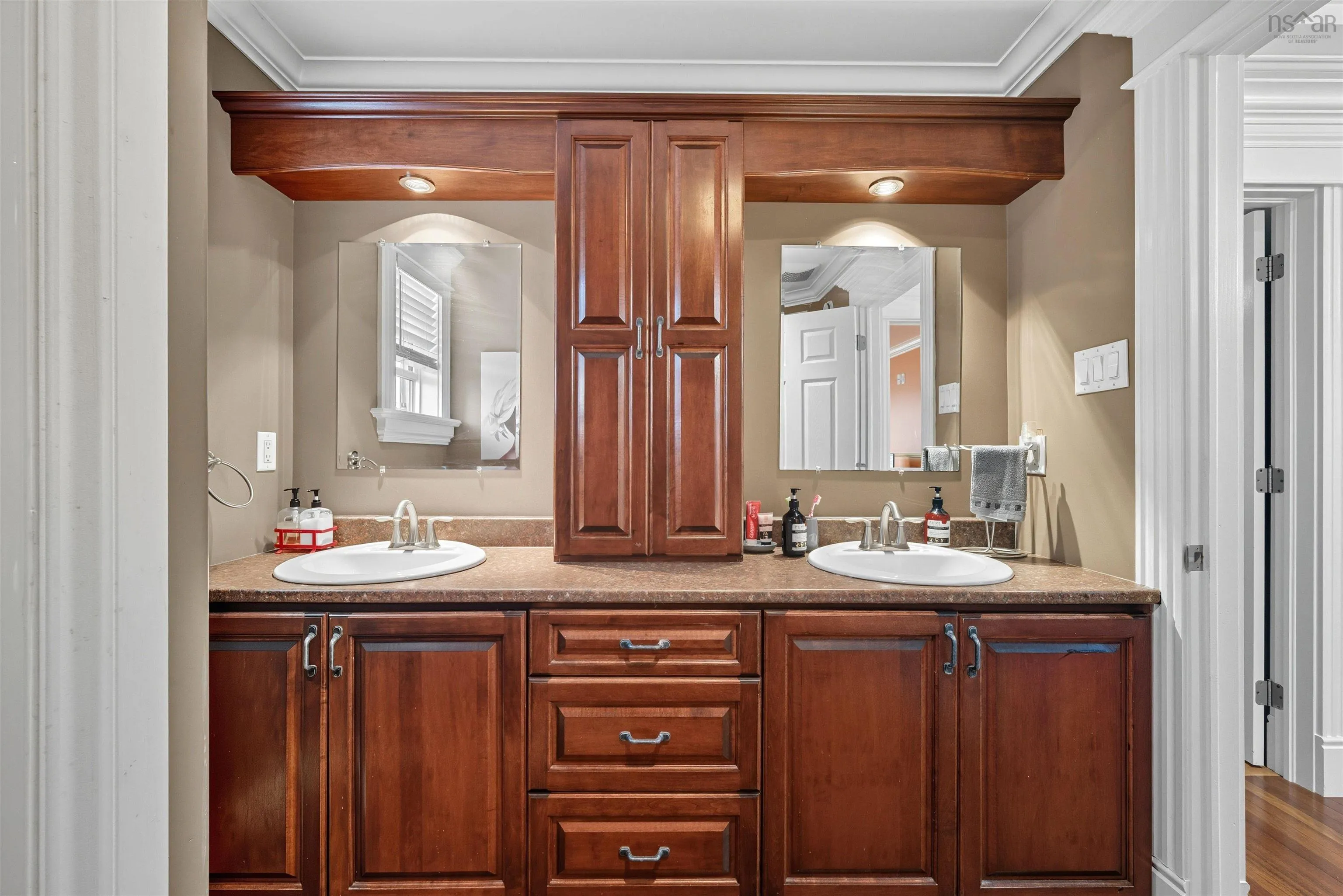 158 Pinewood Crescent, Cole Harbour, NS B2V 2P9, 7 Bedrooms Bedrooms, ,6 BathroomsBathrooms,Residential,For Sale,Pinewood,202524958