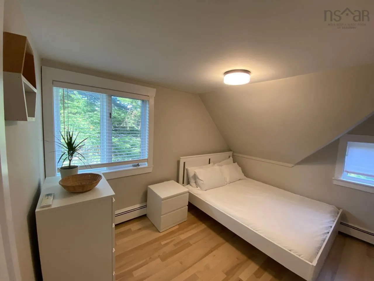 38 Kearney Lake Road, Rockingham, NS B3M 2S4, 3 Bedrooms Bedrooms, ,2 BathroomsBathrooms,Residential,For Sale,Kearney Lake,202523341