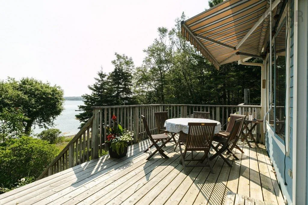 405 Borgalds Point Road, Chester Basin, NS B0J 1K0, 4 Bedrooms Bedrooms, ,4 BathroomsBathrooms,Residential,For Sale,Borgalds Point,202518018