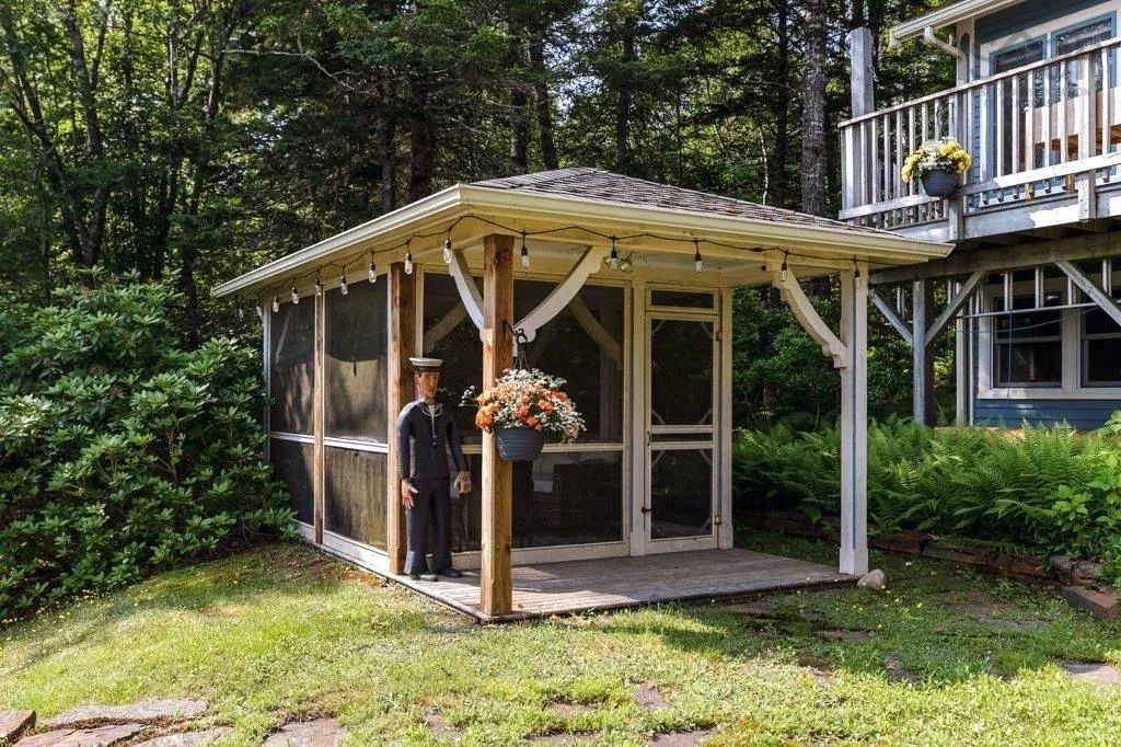 405 Borgalds Point Road, Chester Basin, NS B0J 1K0, 4 Bedrooms Bedrooms, ,4 BathroomsBathrooms,Residential,For Sale,Borgalds Point,202518018