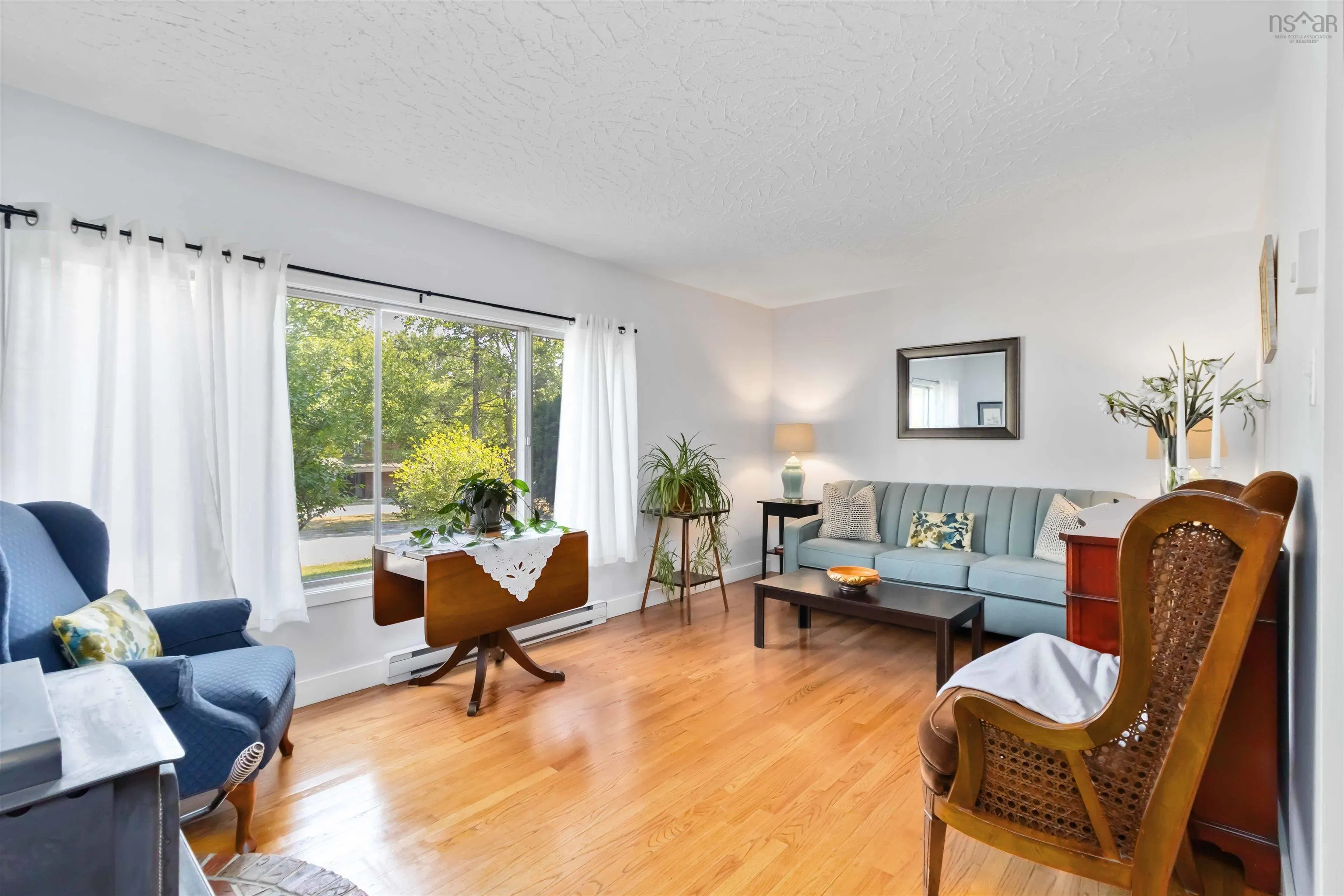 10 Oakburn Court, Halifax, NS B3M 2W6, 4 Bedrooms Bedrooms, ,2 BathroomsBathrooms,Residential,For Sale,Oakburn,202520541