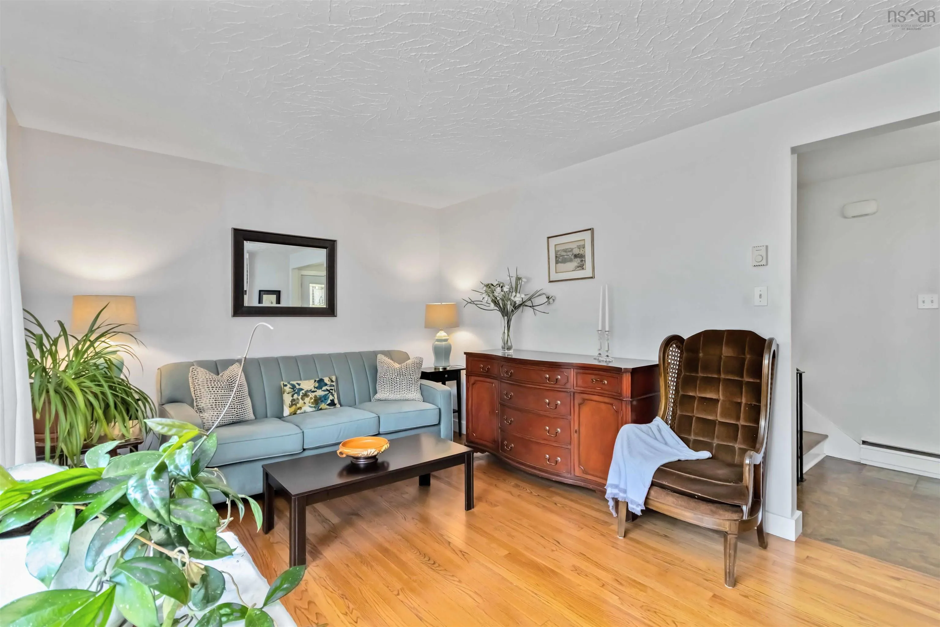 10 Oakburn Court, Halifax, NS B3M 2W6, 4 Bedrooms Bedrooms, ,2 BathroomsBathrooms,Residential,For Sale,Oakburn,202520541