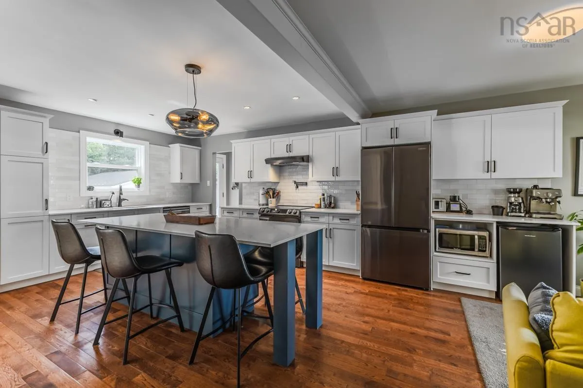 122 Meadowland Ave, Truro, NS B2N 6J9, 3 Bedrooms Bedrooms, ,3 BathroomsBathrooms,Residential,For Sale,Meadowland Ave,202522610
