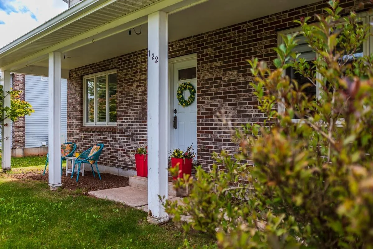 122 Meadowland Ave, Truro, NS B2N 6J9, 3 Bedrooms Bedrooms, ,3 BathroomsBathrooms,Residential,For Sale,Meadowland Ave,202522610