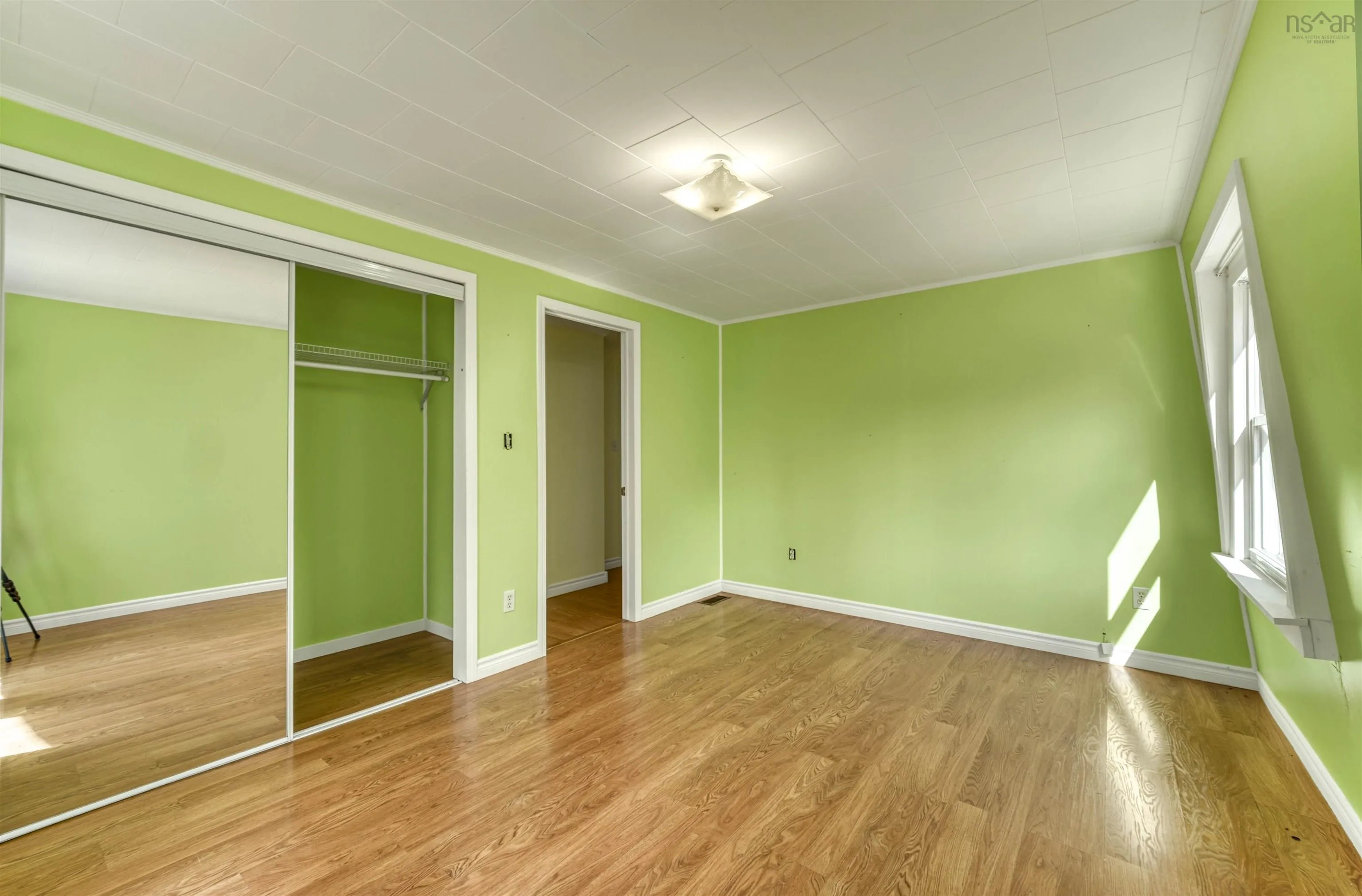 100 Commercial Street, Berwick, NS B0P 1E0, 3 Bedrooms Bedrooms, ,2 BathroomsBathrooms,Residential,For Sale,Commercial Street,202521780