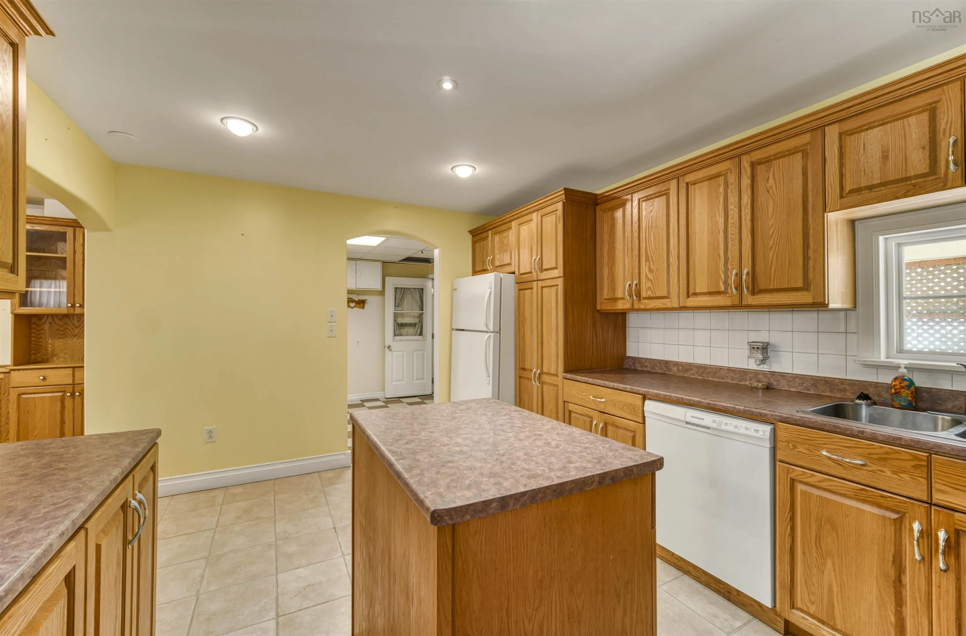 100 Commercial Street, Berwick, NS B0P 1E0, 3 Bedrooms Bedrooms, ,2 BathroomsBathrooms,Residential,For Sale,Commercial Street,202521780