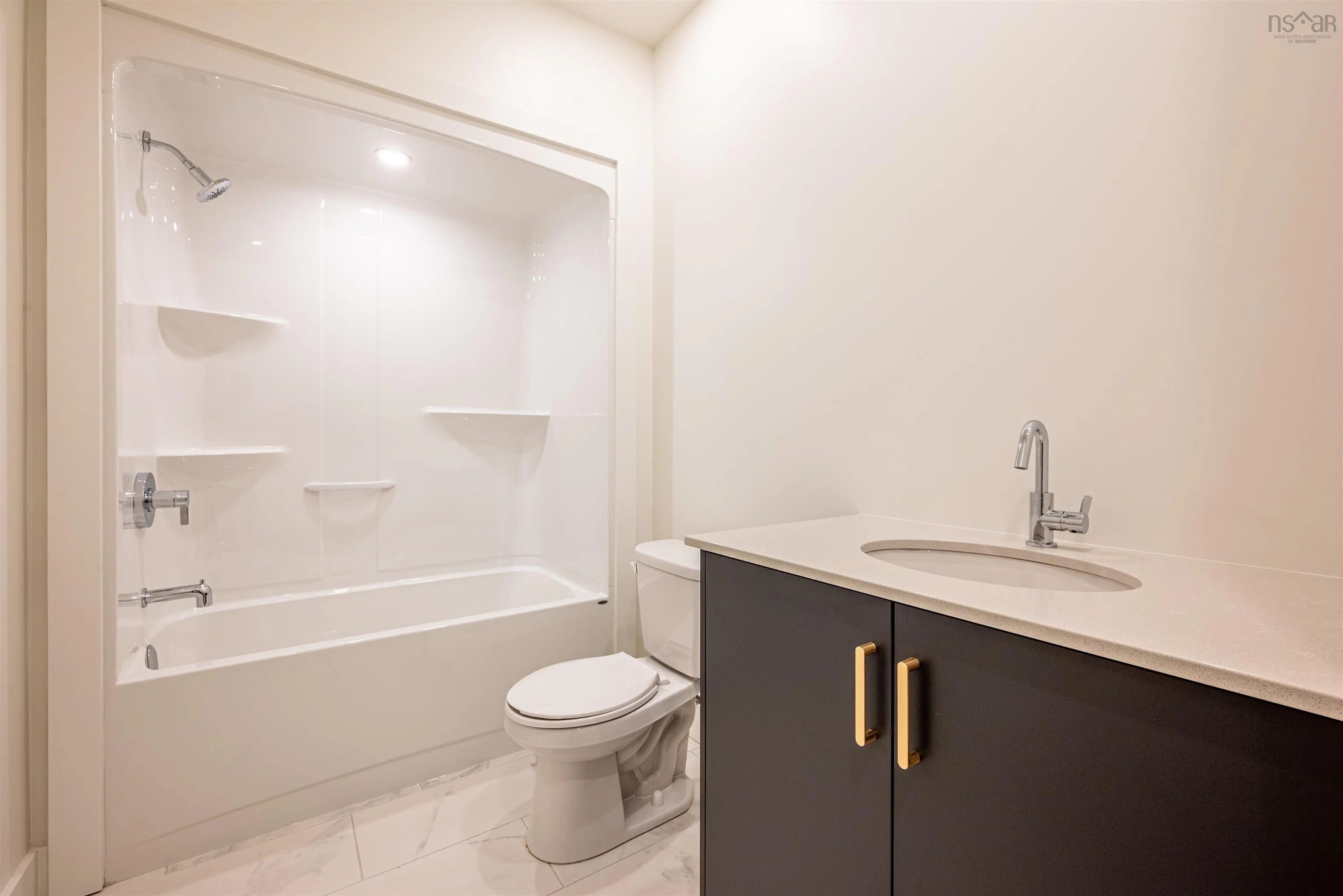 18 Trekker Drive, Bedford, NS B4B 2K7, 3 Bedrooms Bedrooms, ,4 BathroomsBathrooms,Residential,For Sale,Trekker,202520268