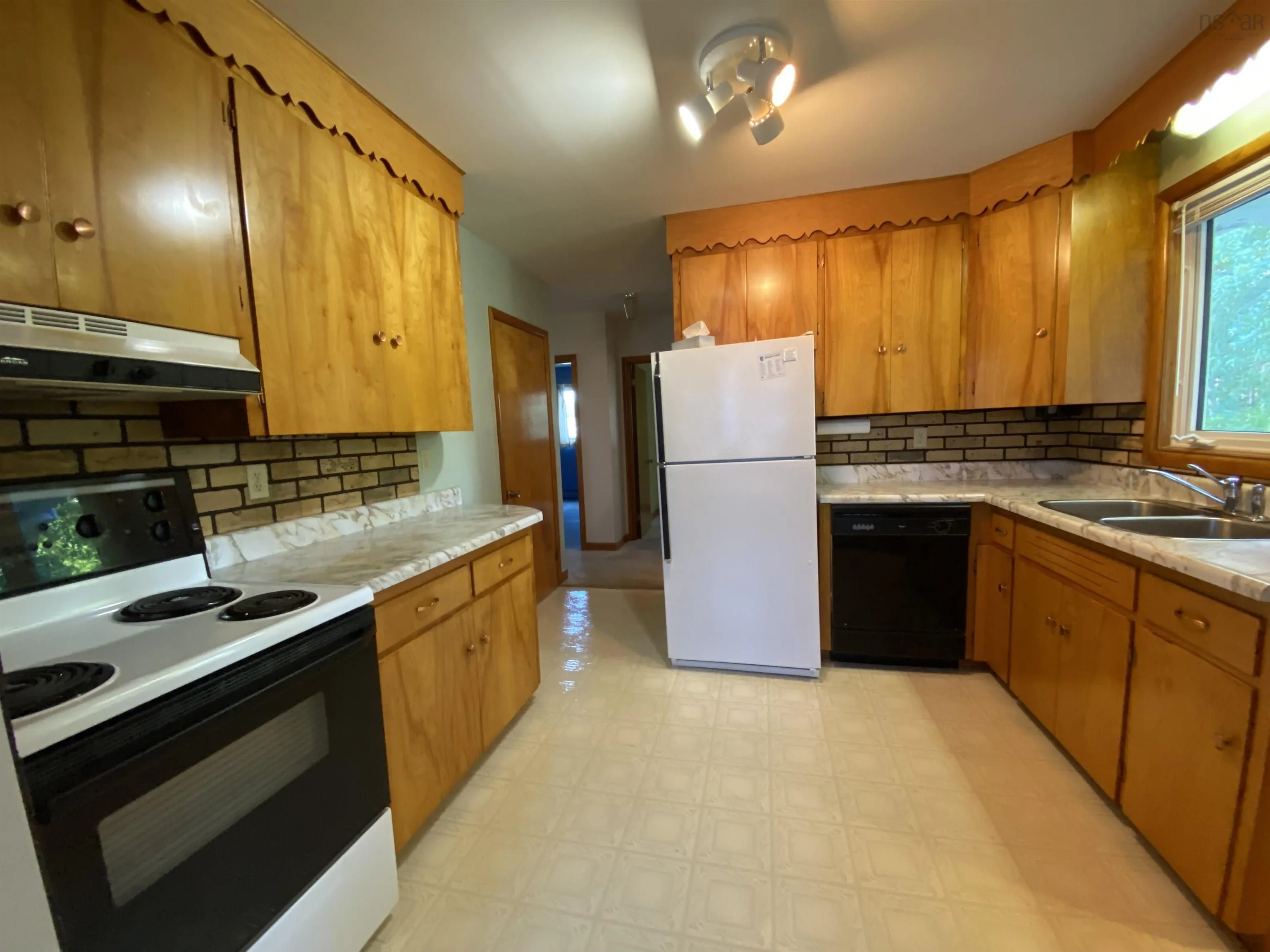 18 Wilkie Drive, North Sydney, NS B2A 1Y4, 3 Bedrooms Bedrooms, ,2 BathroomsBathrooms,Residential,For Sale,Wilkie,202518877