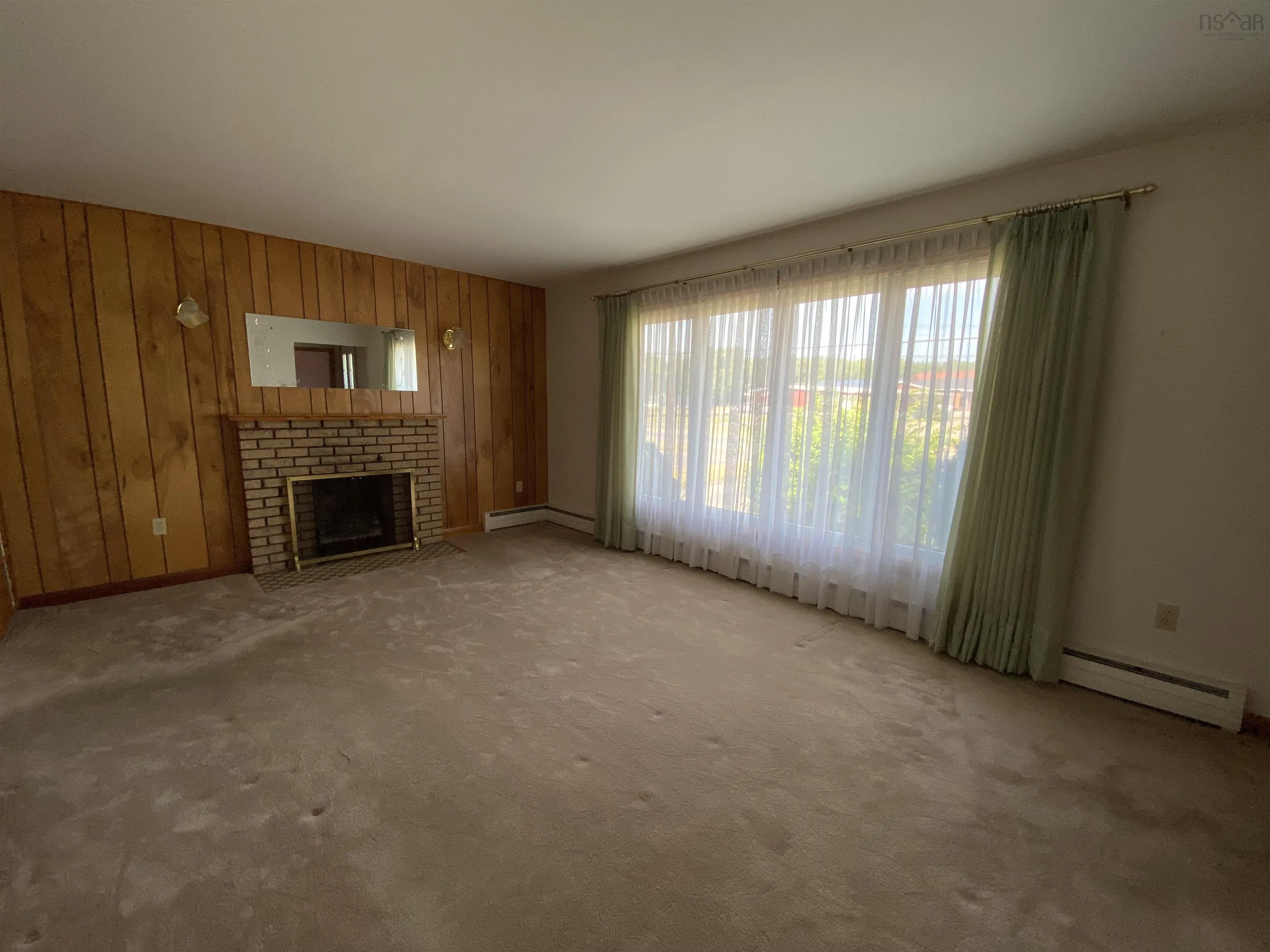 18 Wilkie Drive, North Sydney, NS B2A 1Y4, 3 Bedrooms Bedrooms, ,2 BathroomsBathrooms,Residential,For Sale,Wilkie,202518877