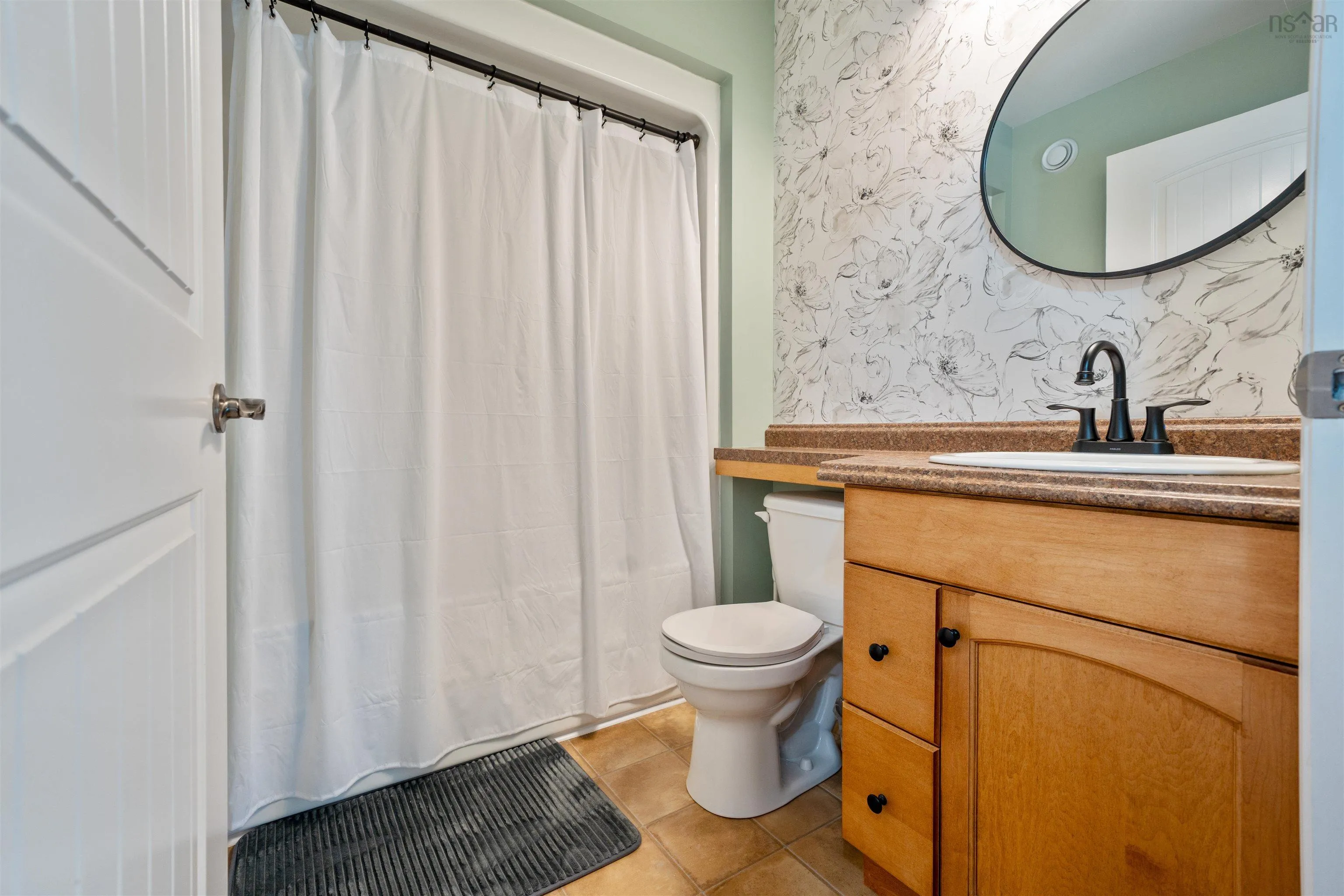 8 Maple Crescent, Mount William, NS B2H 5C6, 6 Bedrooms Bedrooms, ,2 BathroomsBathrooms,Residential,For Sale,Maple,202518114