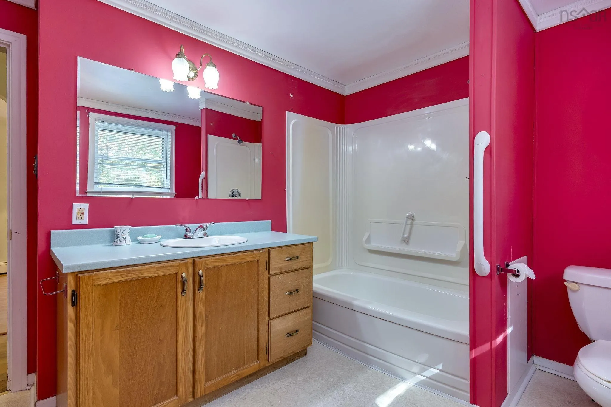 8 Redden Avenue, Kentville, NS B4N 1A2, 2 Bedrooms Bedrooms, ,2 BathroomsBathrooms,Residential,For Sale,Redden,202525469