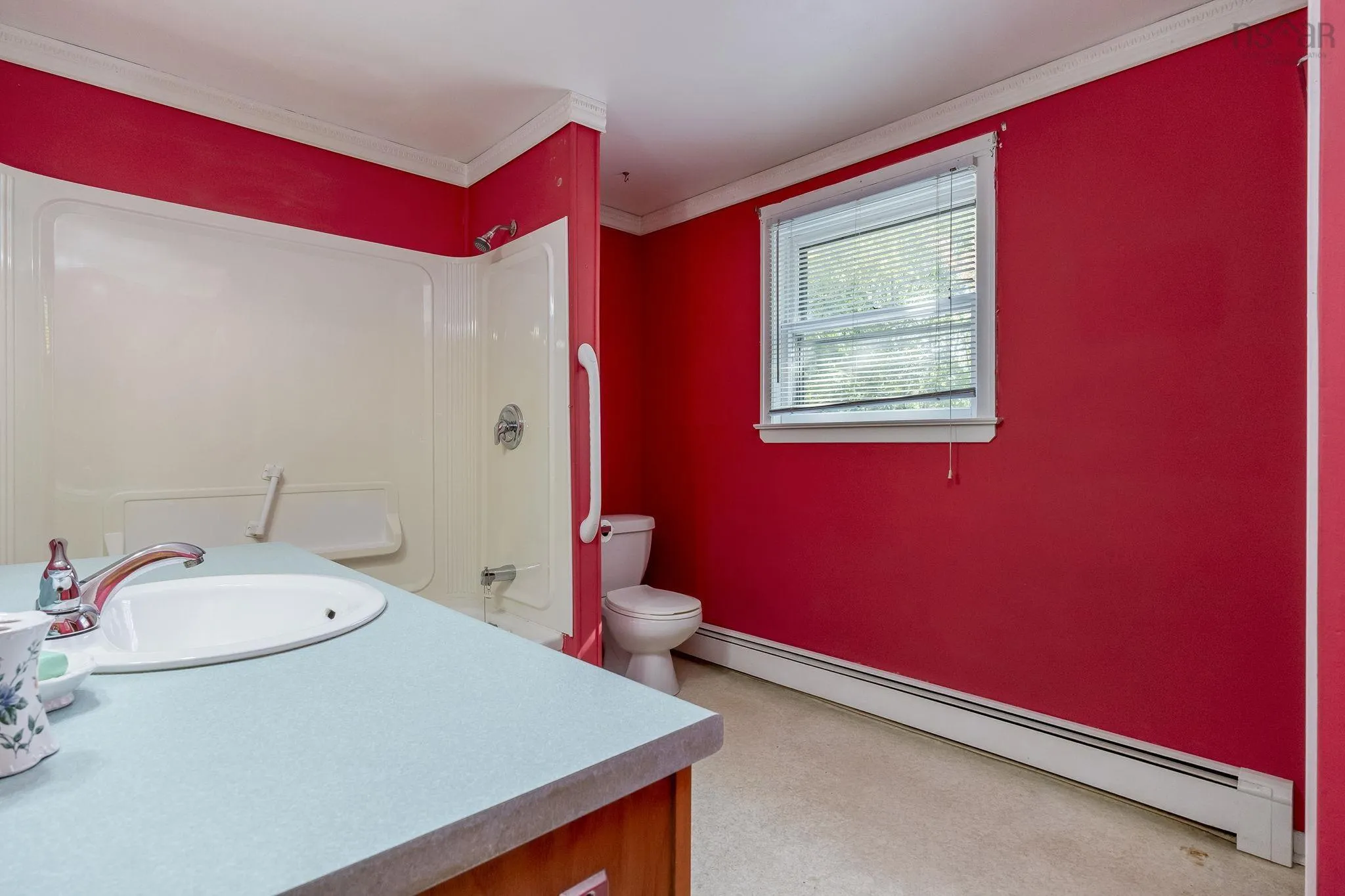 8 Redden Avenue, Kentville, NS B4N 1A2, 2 Bedrooms Bedrooms, ,2 BathroomsBathrooms,Residential,For Sale,Redden,202525469