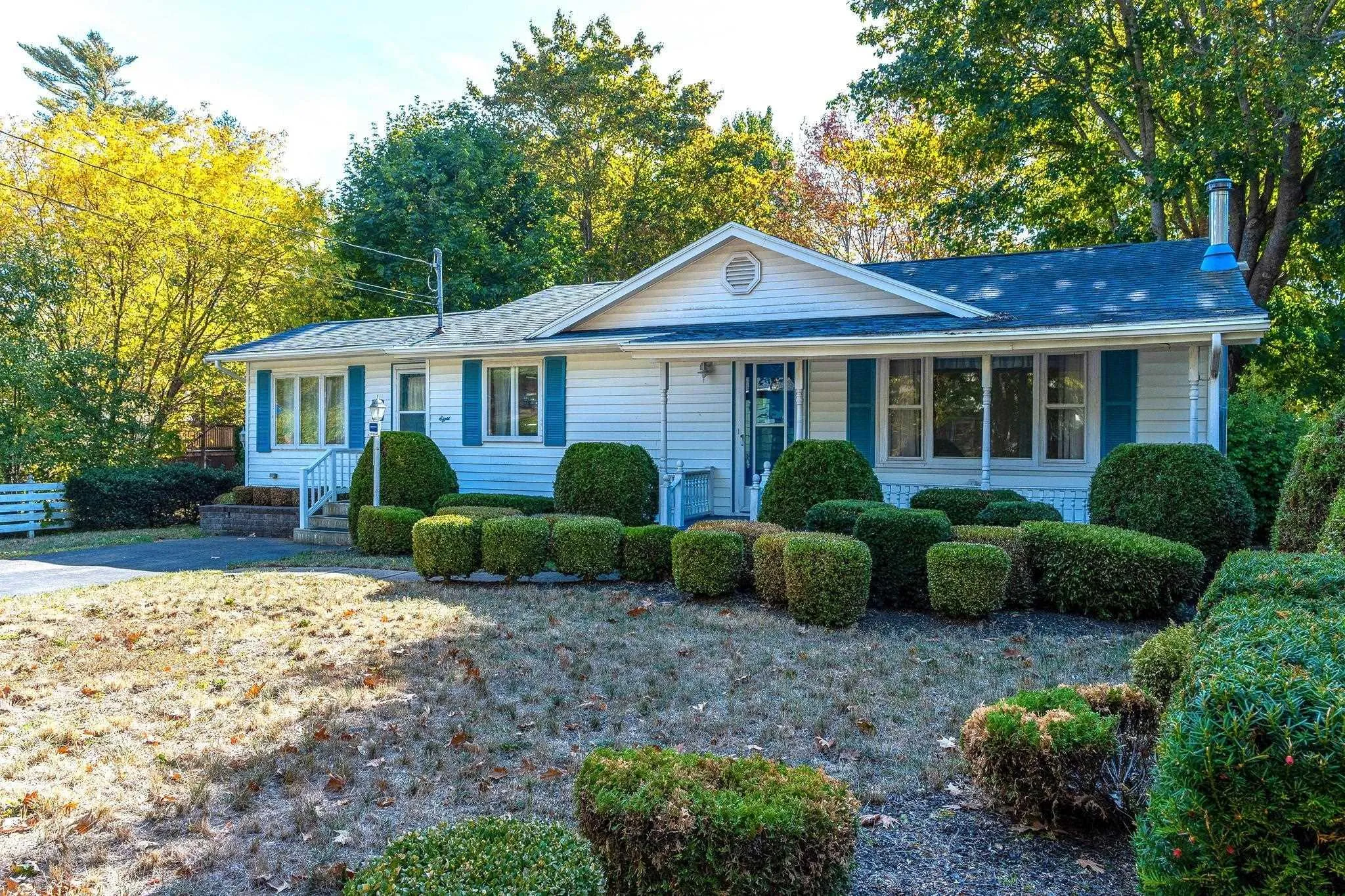 8 Redden Avenue, Kentville, NS B4N 1A2, 2 Bedrooms Bedrooms, ,2 BathroomsBathrooms,Residential,For Sale,Redden,202525469