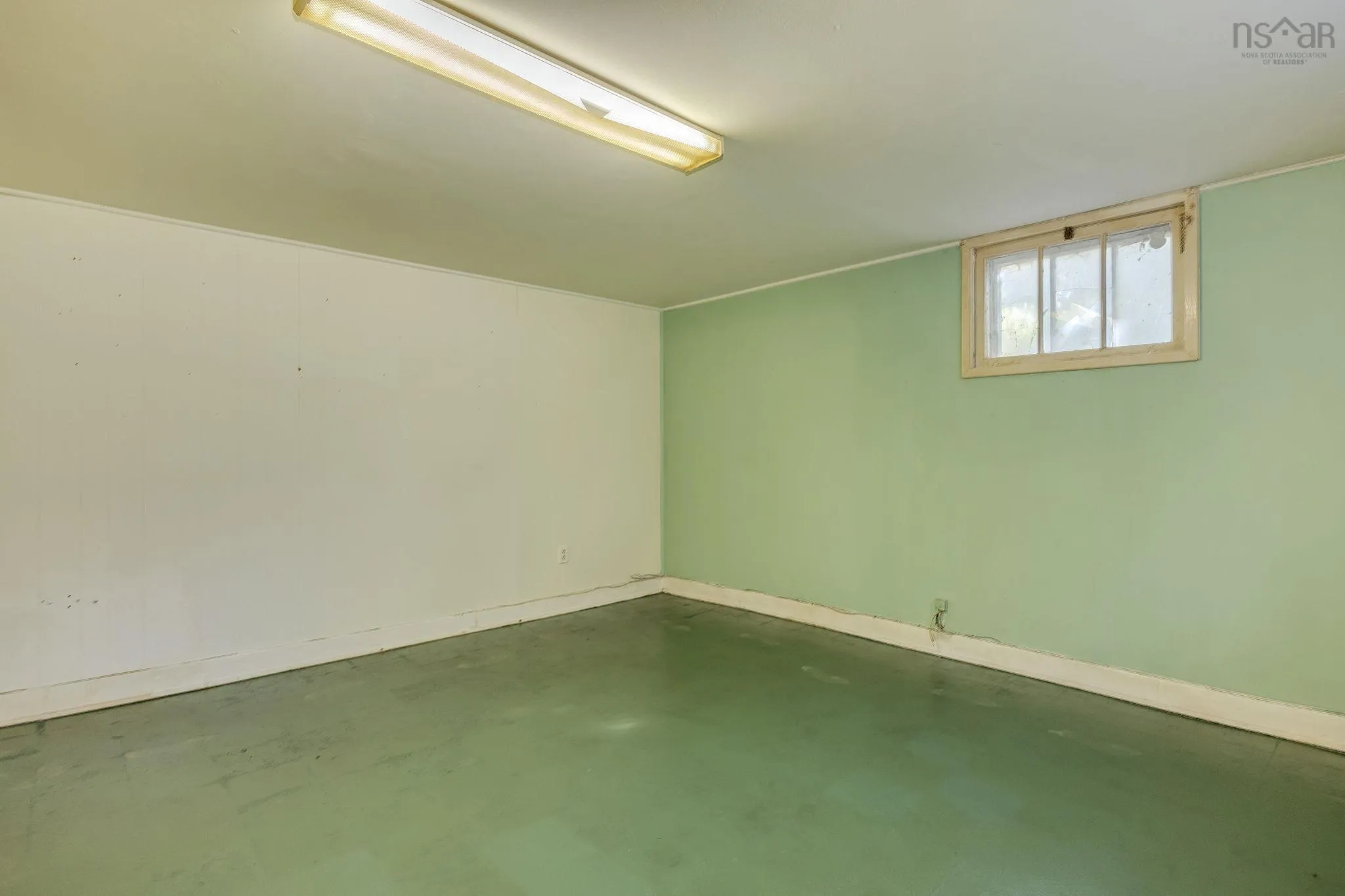 8 Redden Avenue, Kentville, NS B4N 1A2, 2 Bedrooms Bedrooms, ,2 BathroomsBathrooms,Residential,For Sale,Redden,202525469