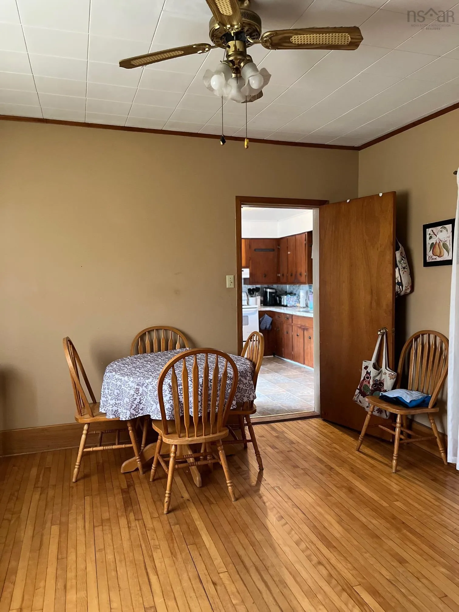 2060 Queen Street, Westville, NS B0K 2A0, 3 Bedrooms Bedrooms, ,1 BathroomBathrooms,Residential,For Sale,Queen,202517227