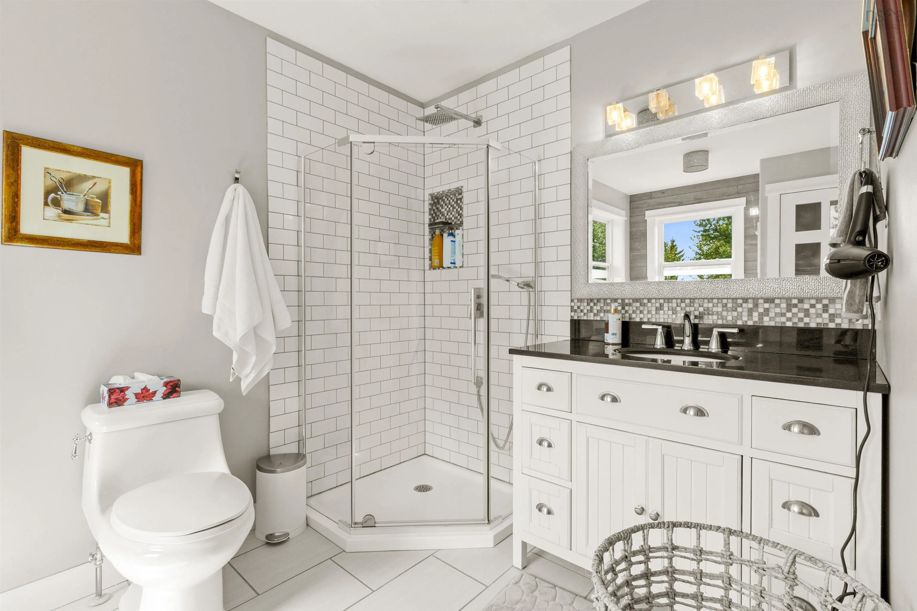 122 Honeysuckle Road, Middle Sackville, NS B4E 3J9, 4 Bedrooms Bedrooms, ,4 BathroomsBathrooms,Residential,For Sale,Honeysuckle,202523163