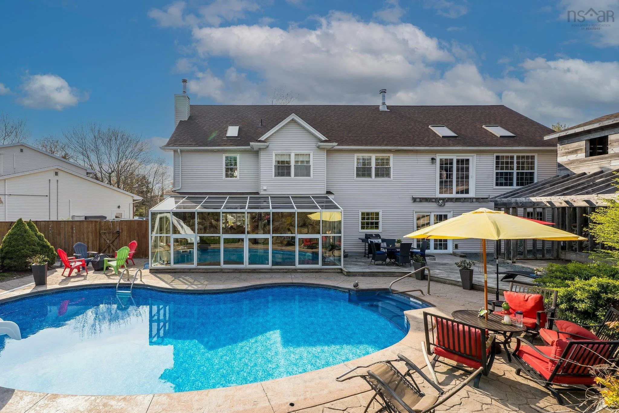 39 Canfield Court, Bedford, NS B4A 3S4, 6 Bedrooms Bedrooms, ,4 BathroomsBathrooms,Residential,For Sale,Canfield,202511478