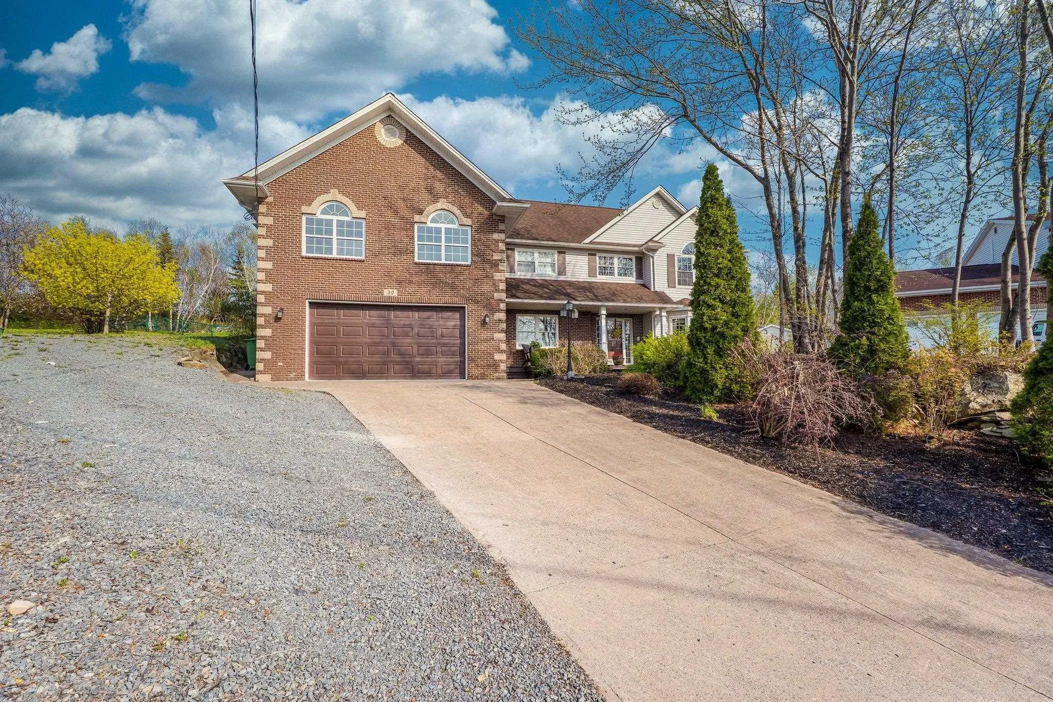 39 Canfield Court, Bedford, NS B4A 3S4, 6 Bedrooms Bedrooms, ,4 BathroomsBathrooms,Residential,For Sale,Canfield,202511478