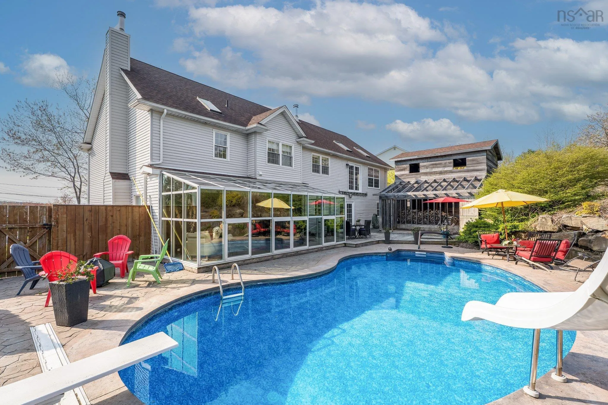 39 Canfield Court, Bedford, NS B4A 3S4, 6 Bedrooms Bedrooms, ,4 BathroomsBathrooms,Residential,For Sale,Canfield,202511478