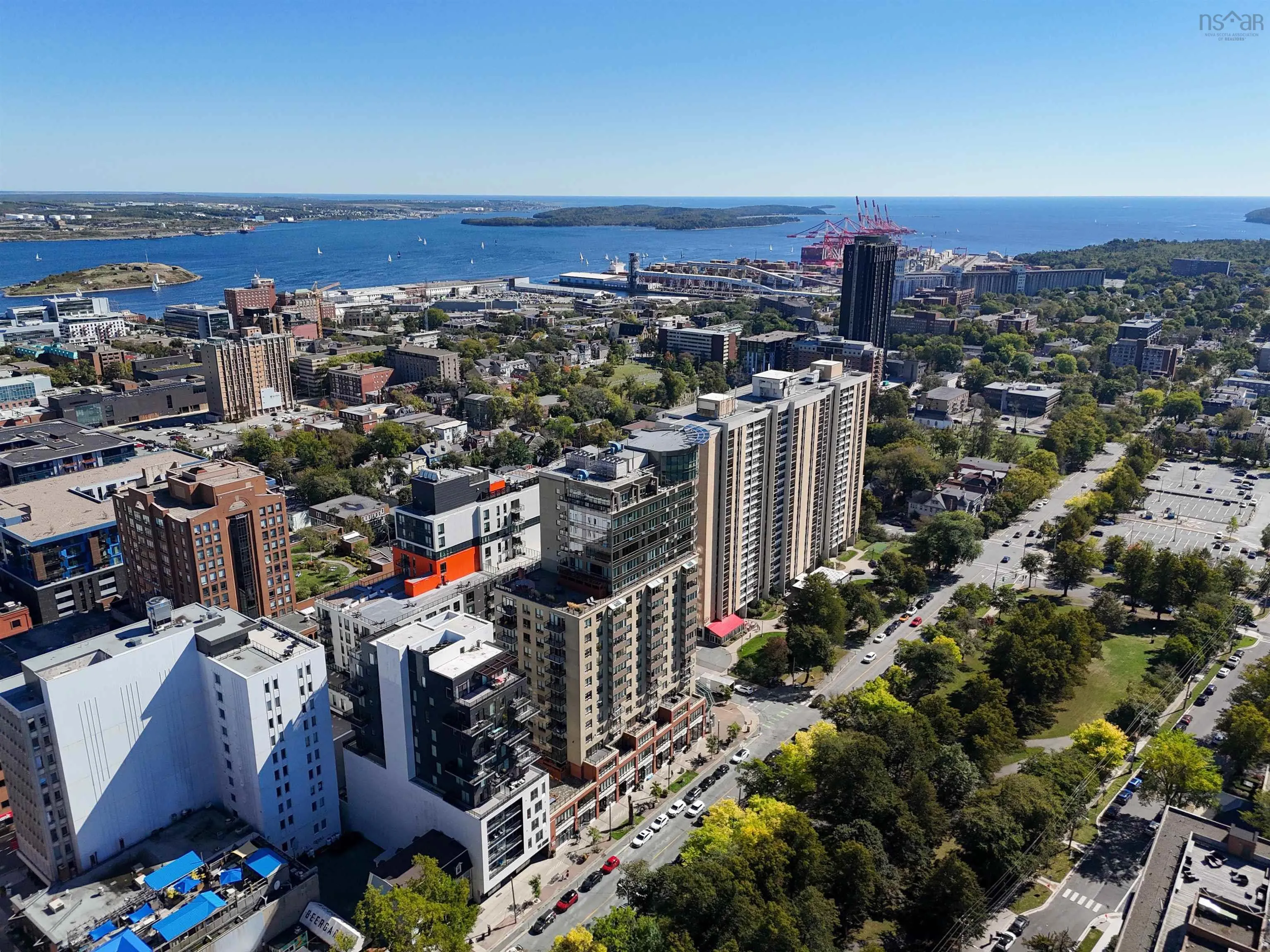 705 1445 South Park Street, Halifax, NS B3J 0B6, 2 Bedrooms Bedrooms, ,2 BathroomsBathrooms,Residential,For Sale,1445 South Park,202525275