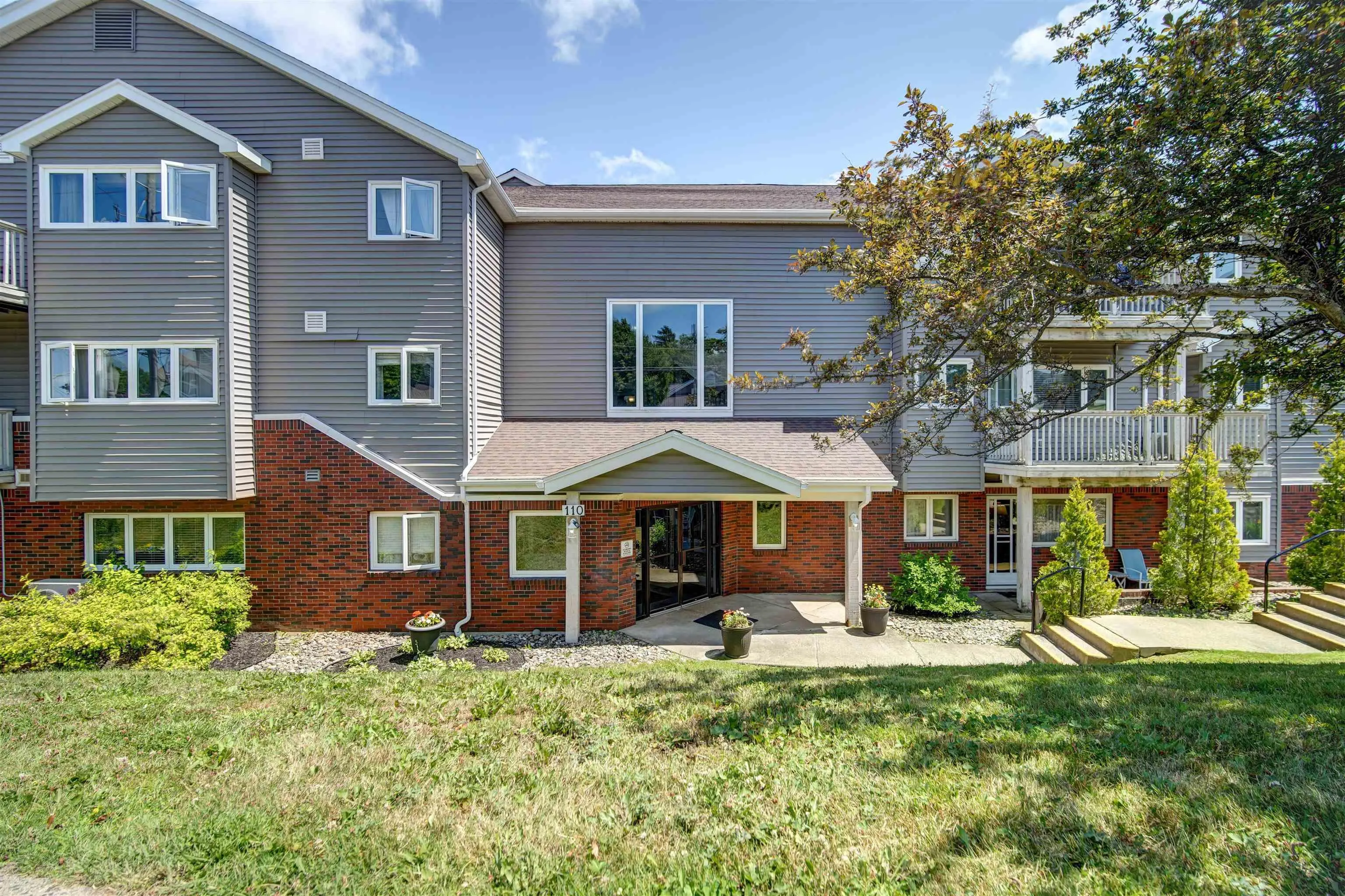 110 202 Farnham Gate Road, Halifax, NS B3M 4A2, 2 Bedrooms Bedrooms, ,2 BathroomsBathrooms,Residential,For Sale,202 Farnham Gate,202517733