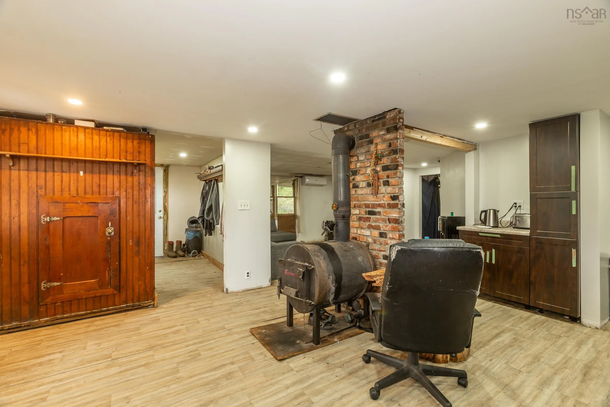3862 Clementsvale Road, Clementsvale, NS B0S 1G0, 4 Bedrooms Bedrooms, ,2 BathroomsBathrooms,Residential,For Sale,Clementsvale,202518318