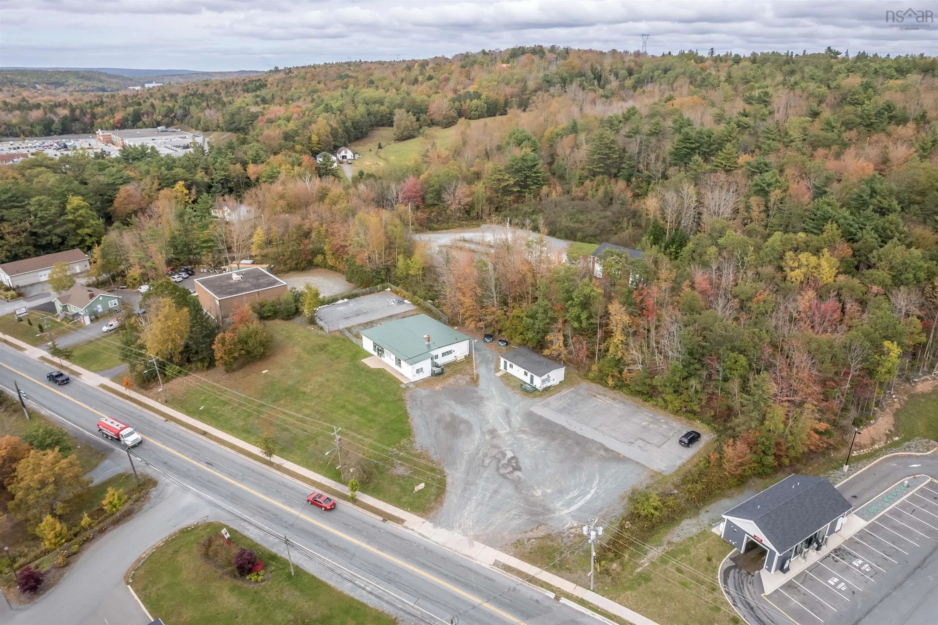 3182 Highway 2, Fall River Ns B2t 1j5, ,Commercial Sale,For Sale,Highway 2,202500988
