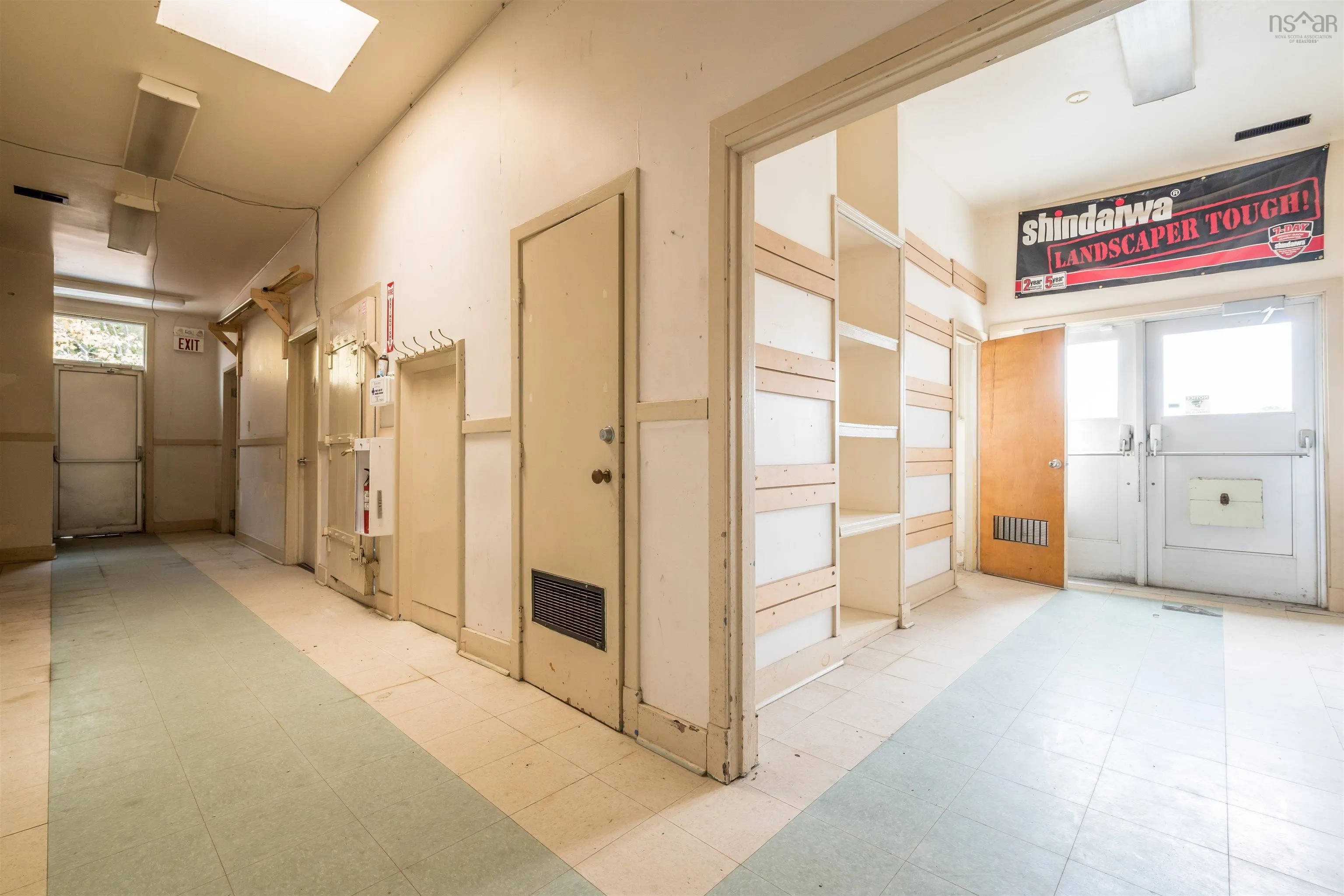 3182 Highway 2, Fall River Ns B2t 1j5, ,Commercial Sale,For Sale,Highway 2,202500988