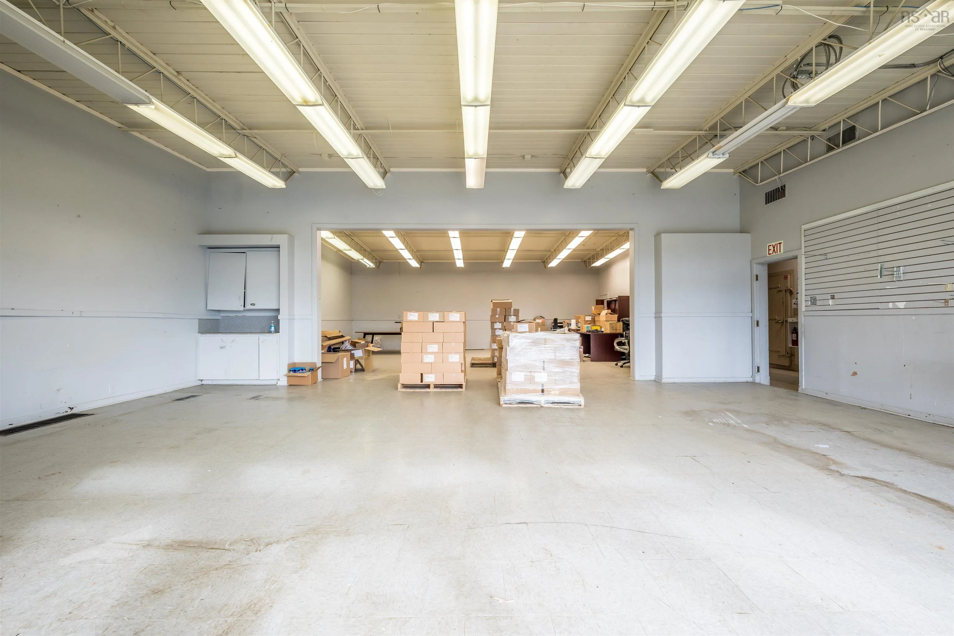 3182 Highway 2, Fall River Ns B2t 1j5, ,Commercial Sale,For Sale,Highway 2,202500988