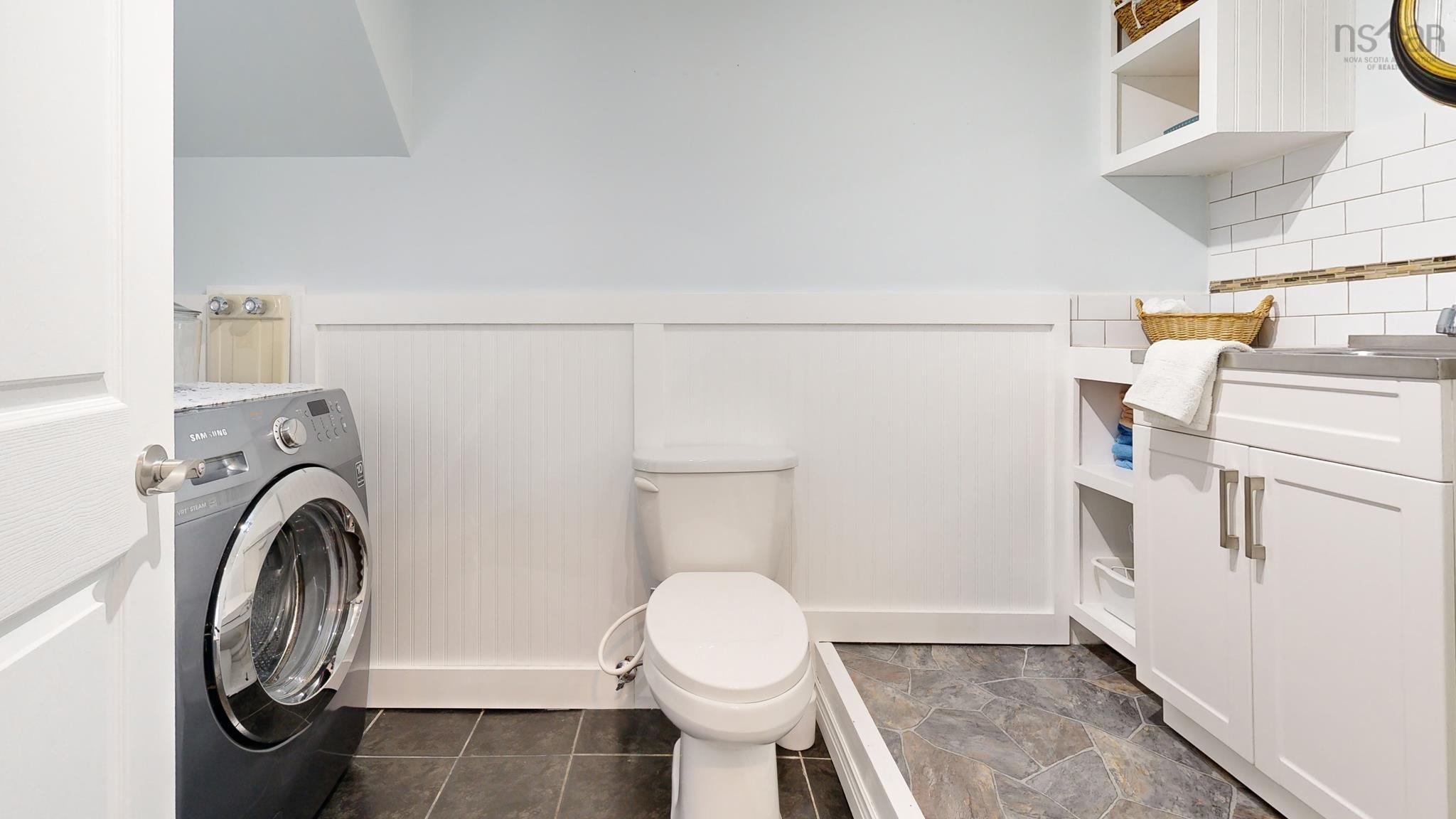 115 Magee Road, Port Williams NS B0P 1T0, 8 Bedrooms Bedrooms, ,3 BathroomsBathrooms,Residential,For Sale,Magee,202317445