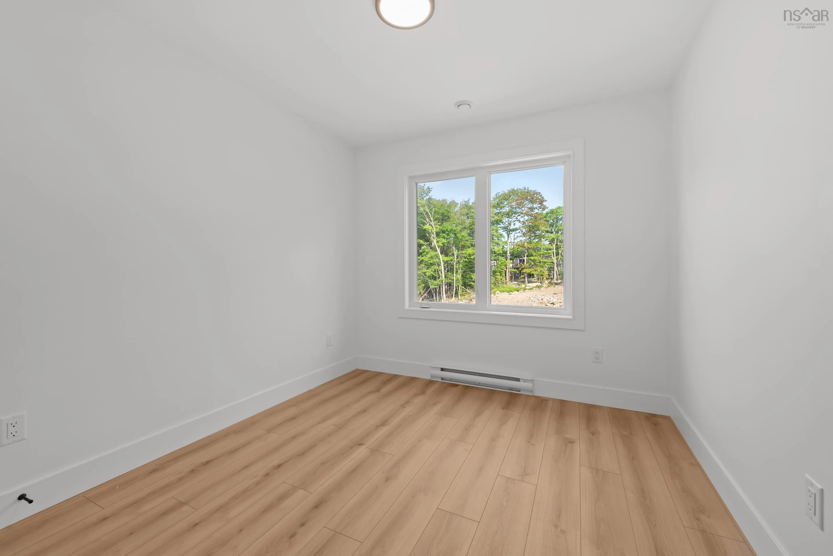 130 Colonial Crescent, Halifax, NS B3R 0H8, 5 Bedrooms Bedrooms, ,Residential Income,For Sale,Colonial,202523773