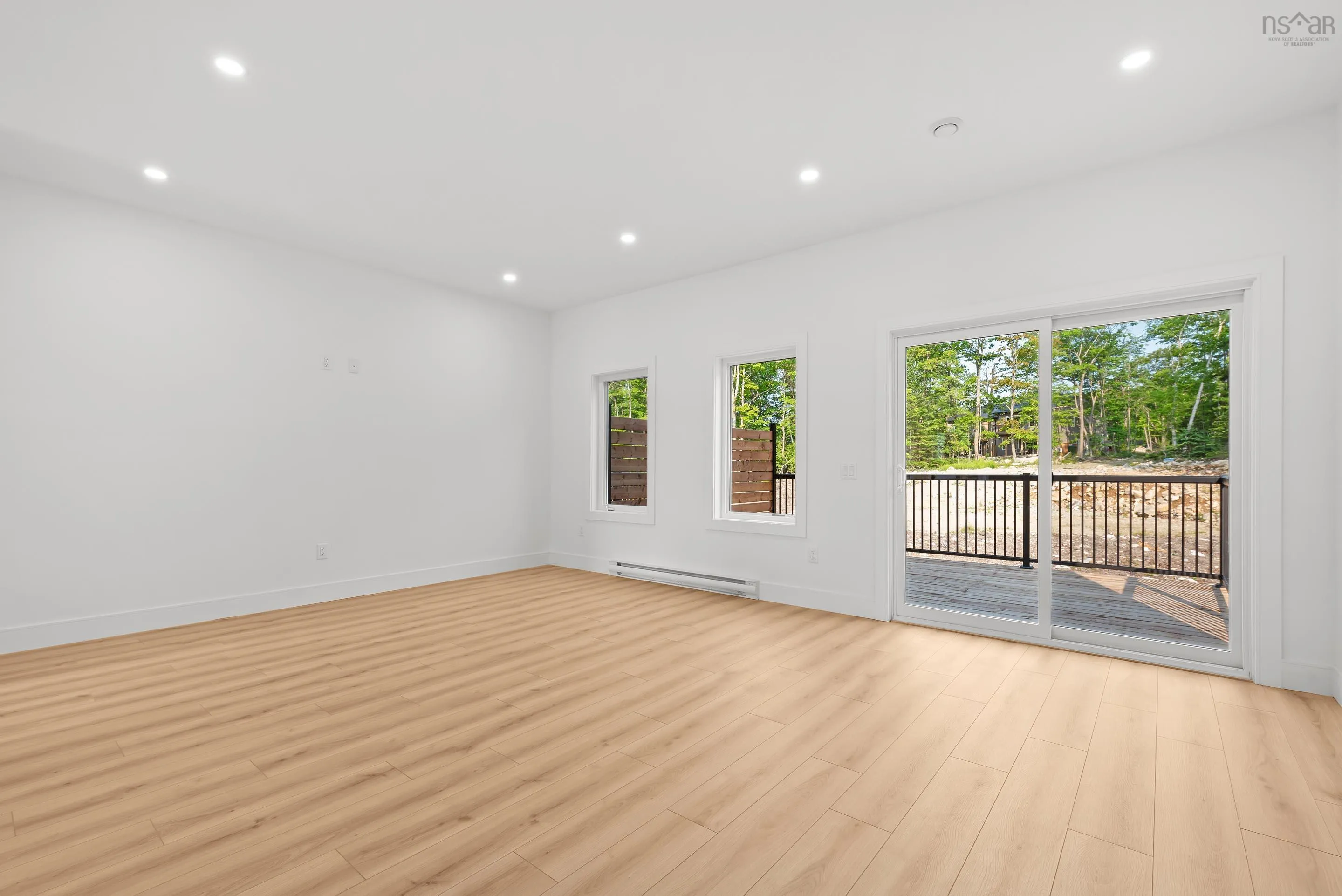 130 Colonial Crescent, Halifax, NS B3R 0H8, 5 Bedrooms Bedrooms, ,Residential Income,For Sale,Colonial,202523773