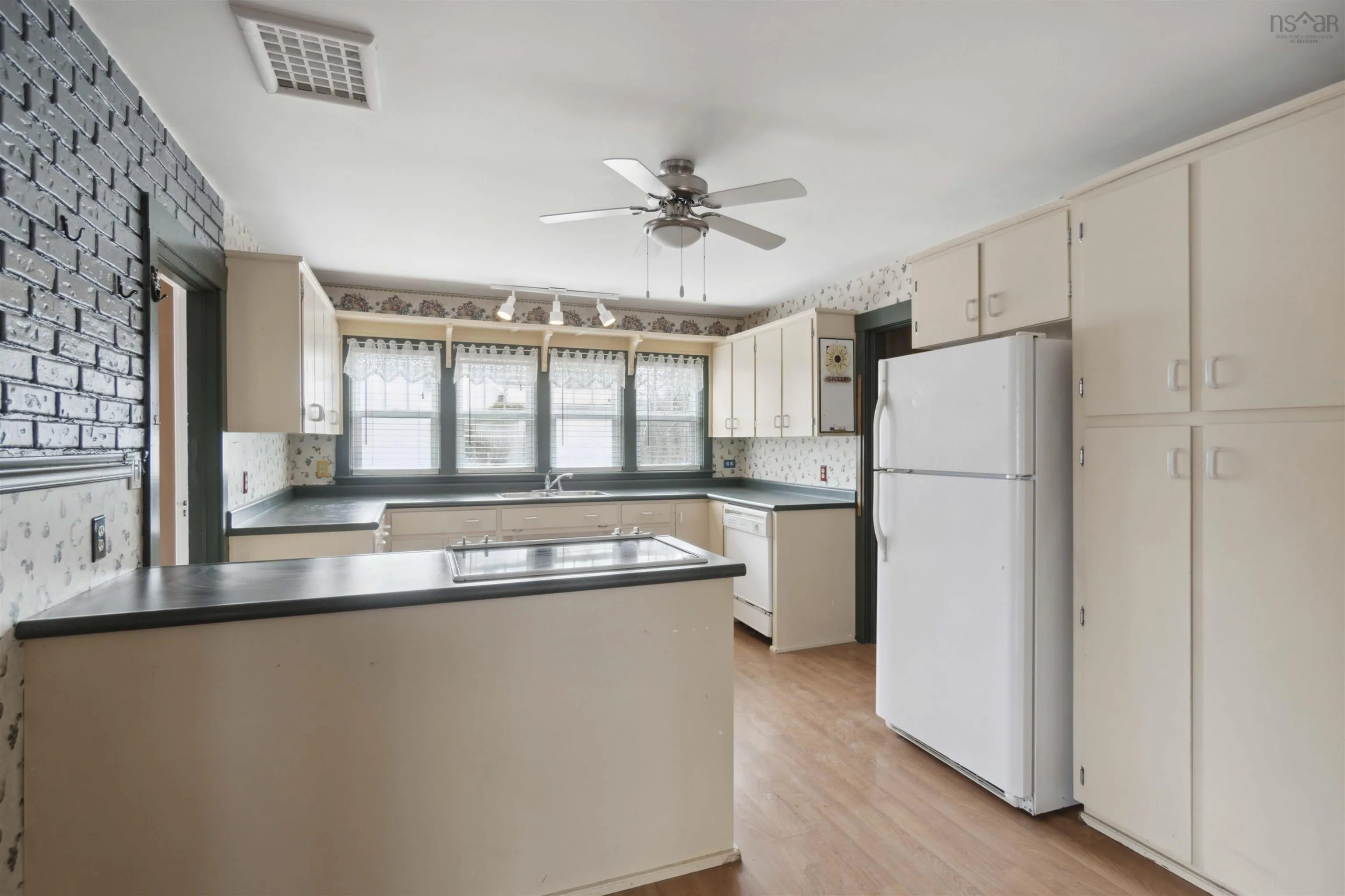 9499 Highway 10, Nictaux Ns B0s 1p0, 3 Bedrooms Bedrooms, ,2 BathroomsBathrooms,Residential,For Sale,Highway 10,202404083