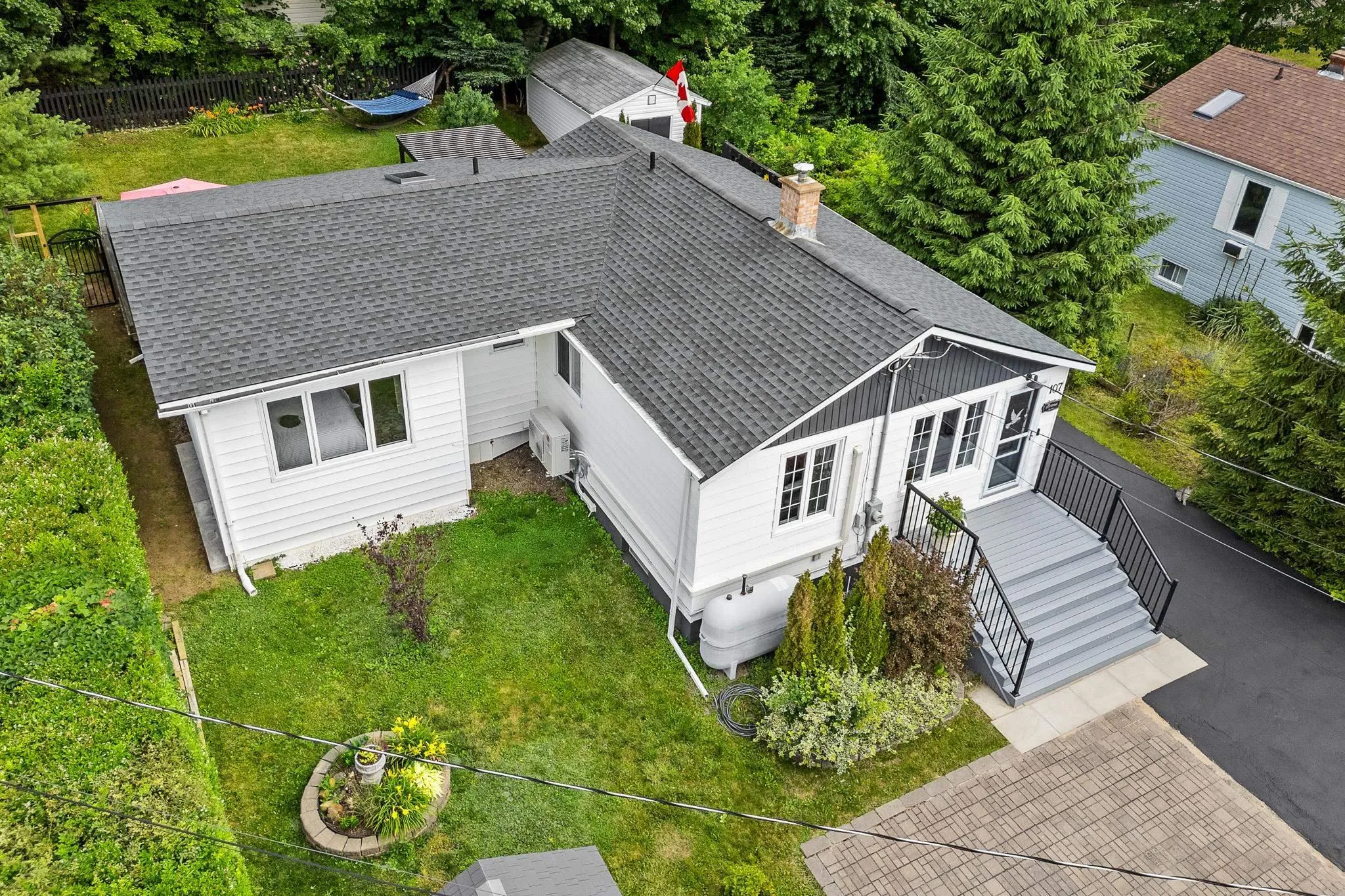 107 Rosedale Avenue, Halifax, NS B3N 2J6, 3 Bedrooms Bedrooms, ,2 BathroomsBathrooms,Residential,For Sale,Rosedale,202518545