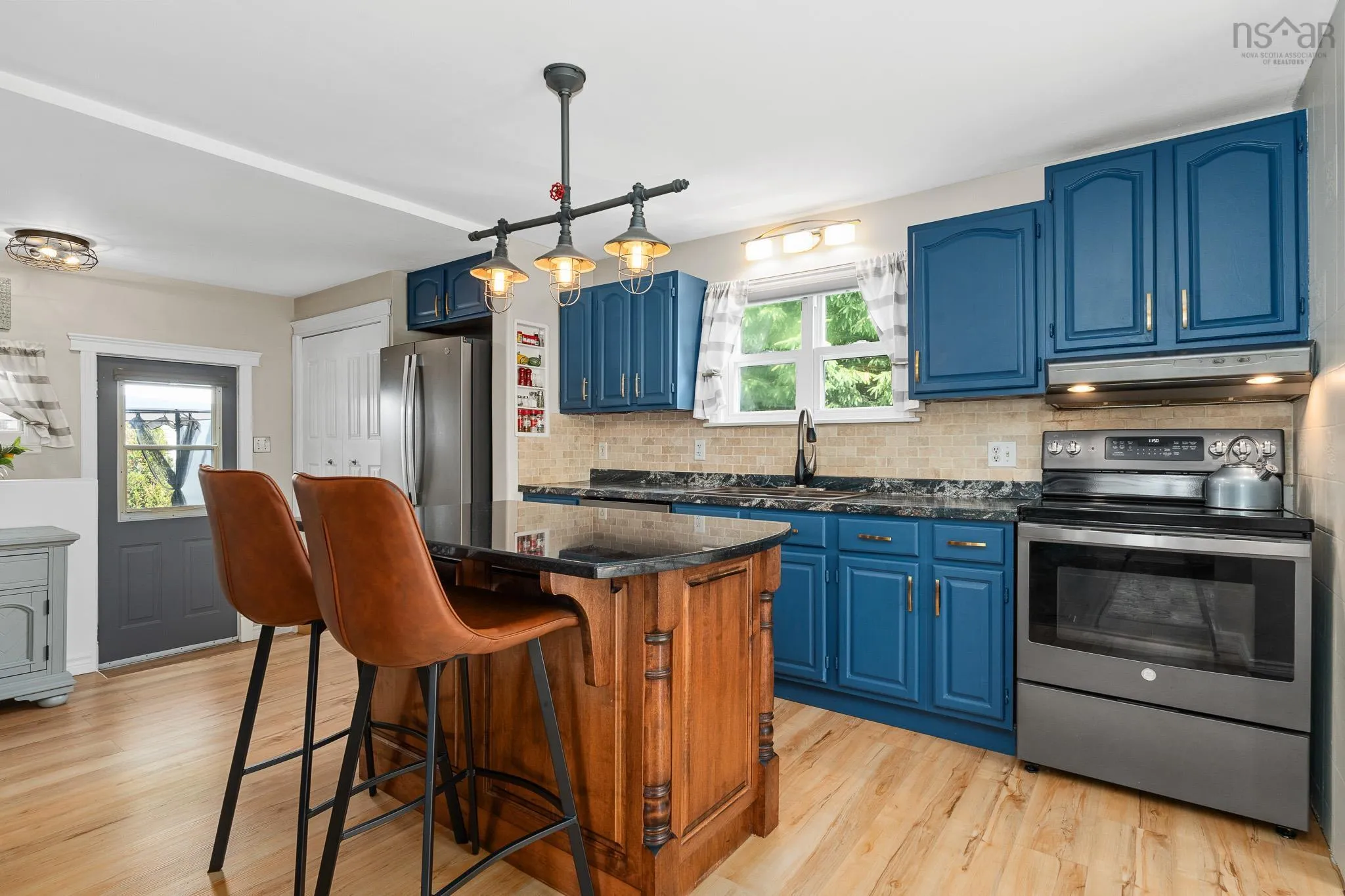 107 Rosedale Avenue, Halifax, NS B3N 2J6, 3 Bedrooms Bedrooms, ,2 BathroomsBathrooms,Residential,For Sale,Rosedale,202518545