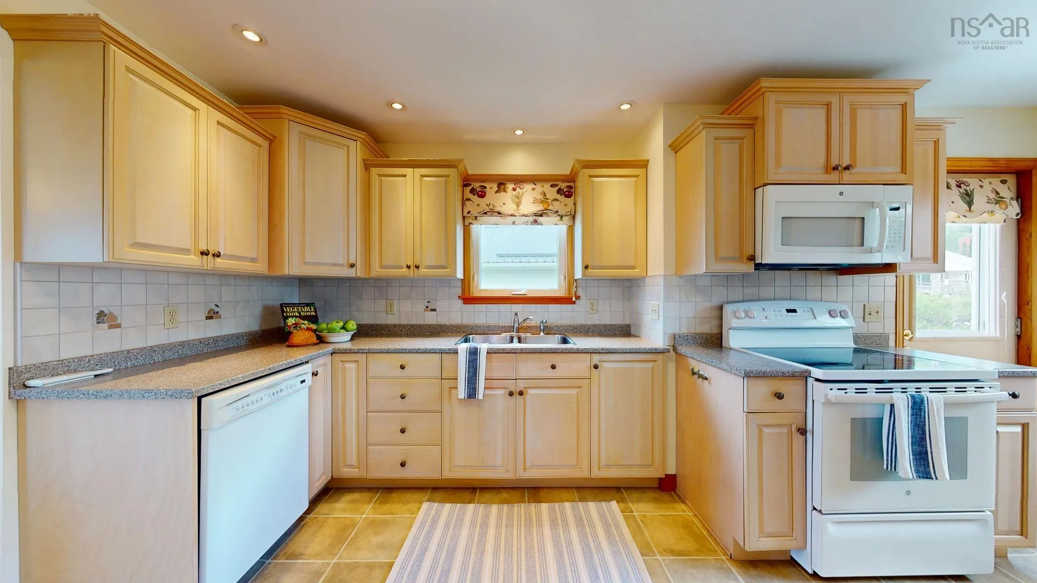 16 Marsh Hawk Drive, Wolfville, NS B4P 1B2, 3 Bedrooms Bedrooms, ,3 BathroomsBathrooms,Residential,For Sale,Marsh Hawk,202518564