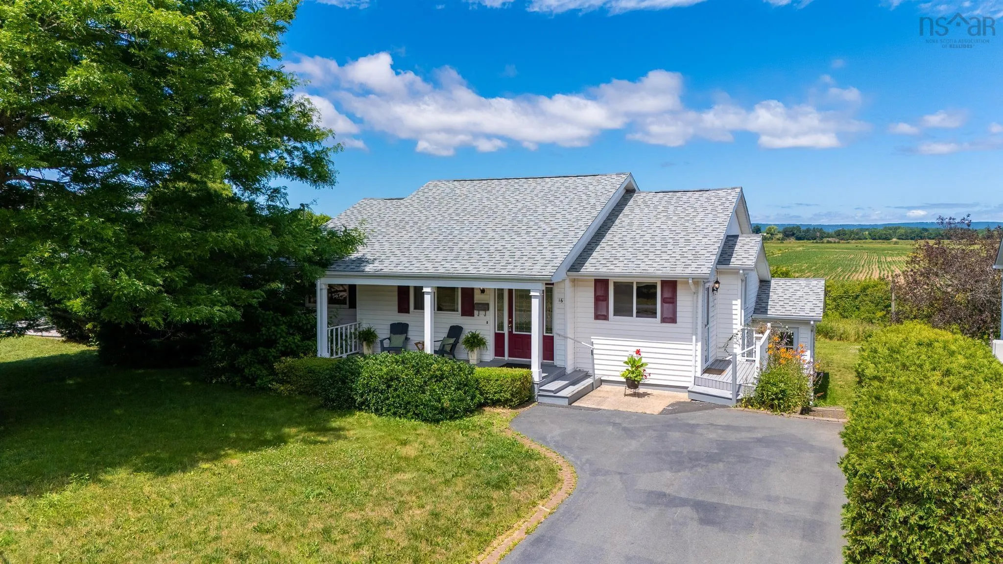 16 Marsh Hawk Drive, Wolfville, NS B4P 1B2, 3 Bedrooms Bedrooms, ,3 BathroomsBathrooms,Residential,For Sale,Marsh Hawk,202518564