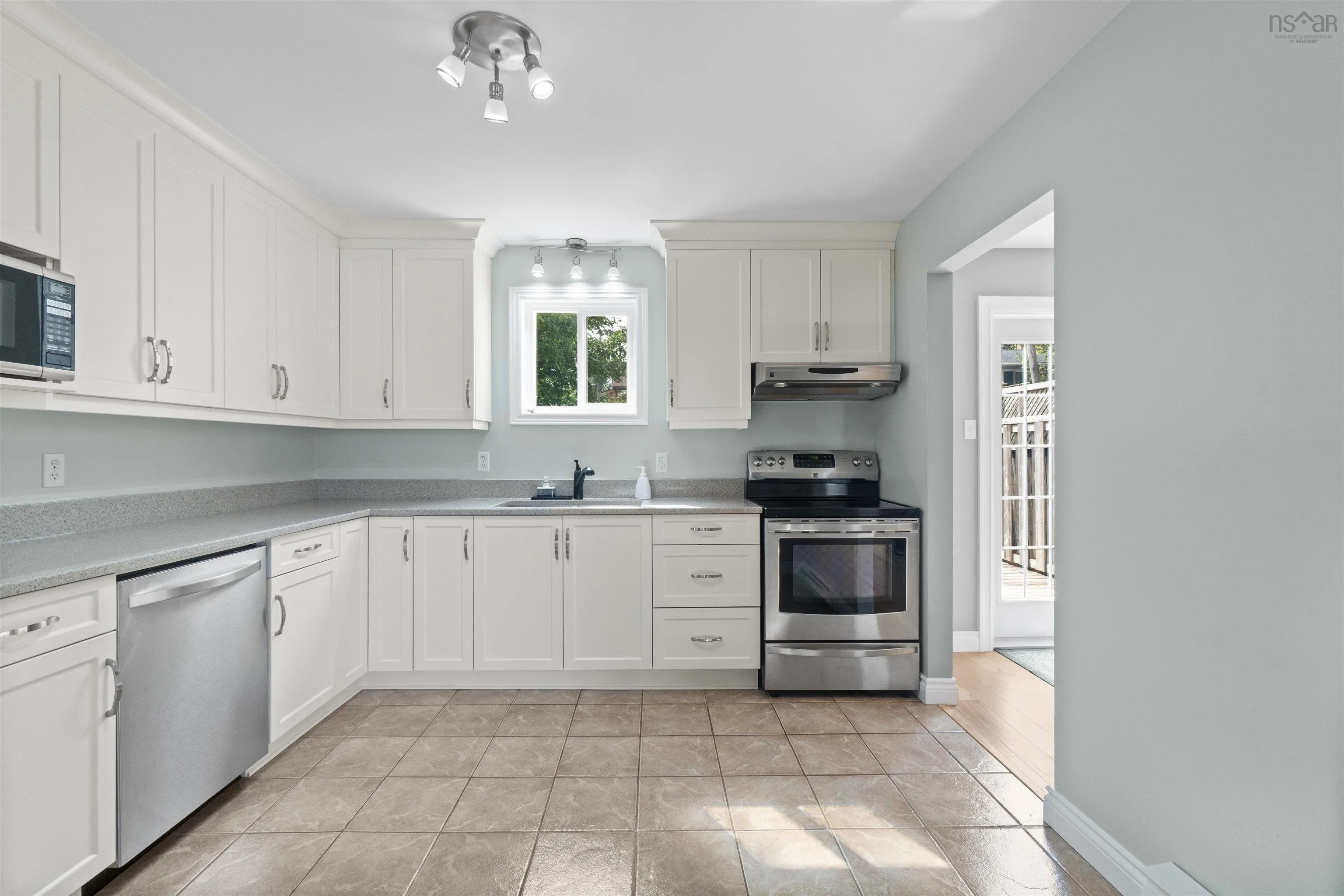 82 Cranberry Crescent, Dartmouth, NS B2W 5A9, 3 Bedrooms Bedrooms, ,2 BathroomsBathrooms,Residential,For Sale,Cranberry,202521818