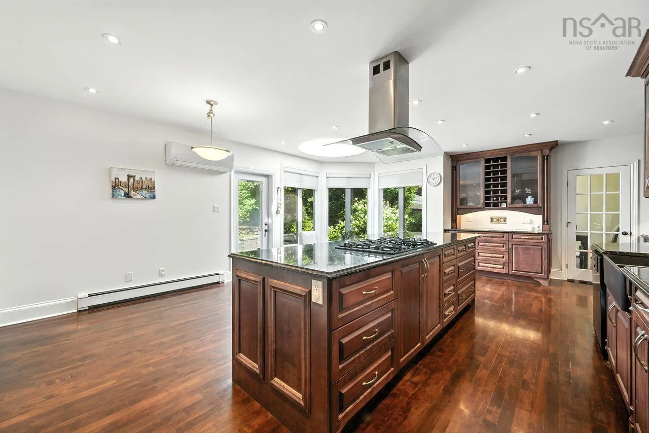 569 Francklyn Street, Halifax, NS B3H 3B3, 4 Bedrooms Bedrooms, ,4 BathroomsBathrooms,Residential,For Sale,Francklyn,202520203