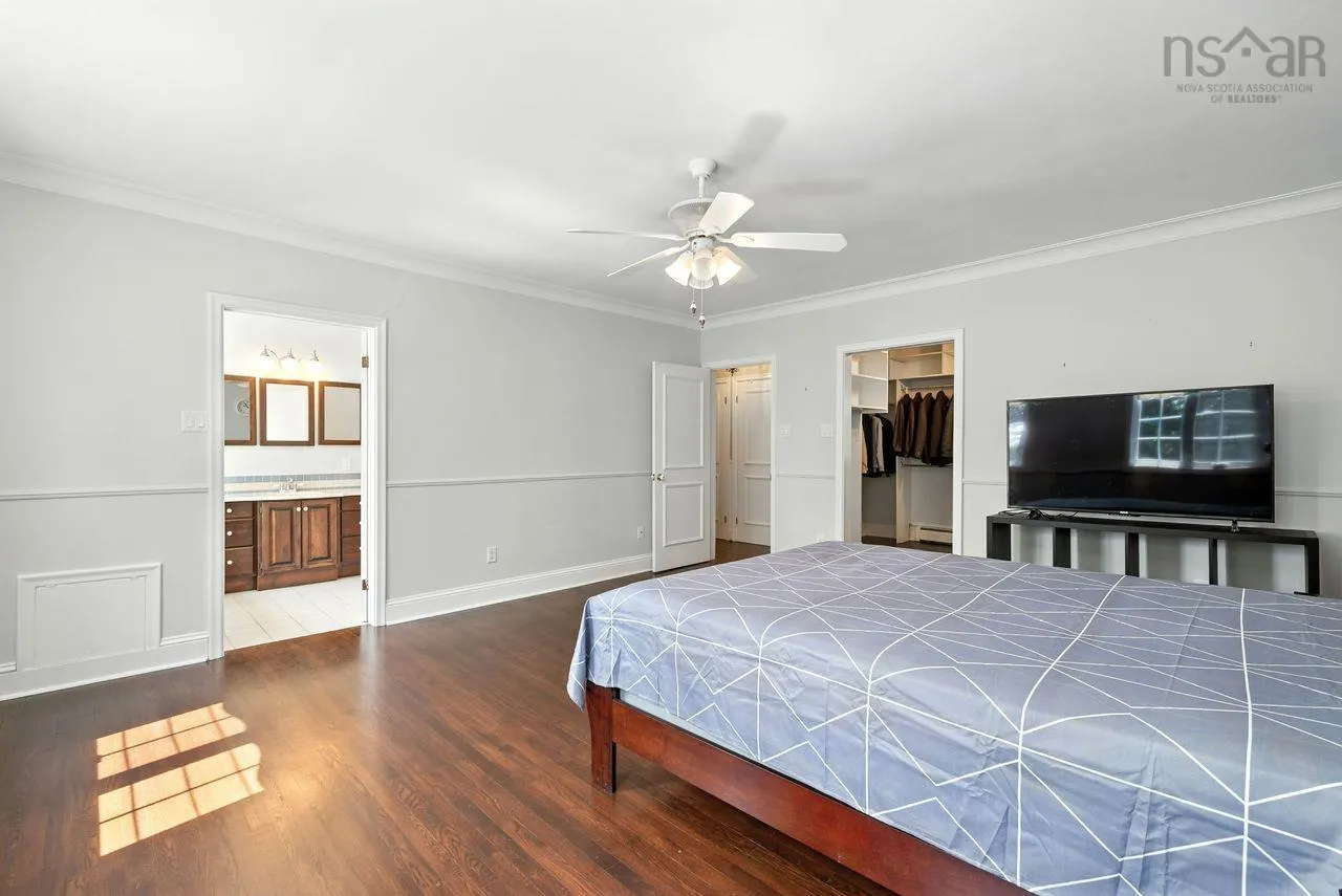 569 Francklyn Street, Halifax, NS B3H 3B3, 4 Bedrooms Bedrooms, ,4 BathroomsBathrooms,Residential,For Sale,Francklyn,202520203
