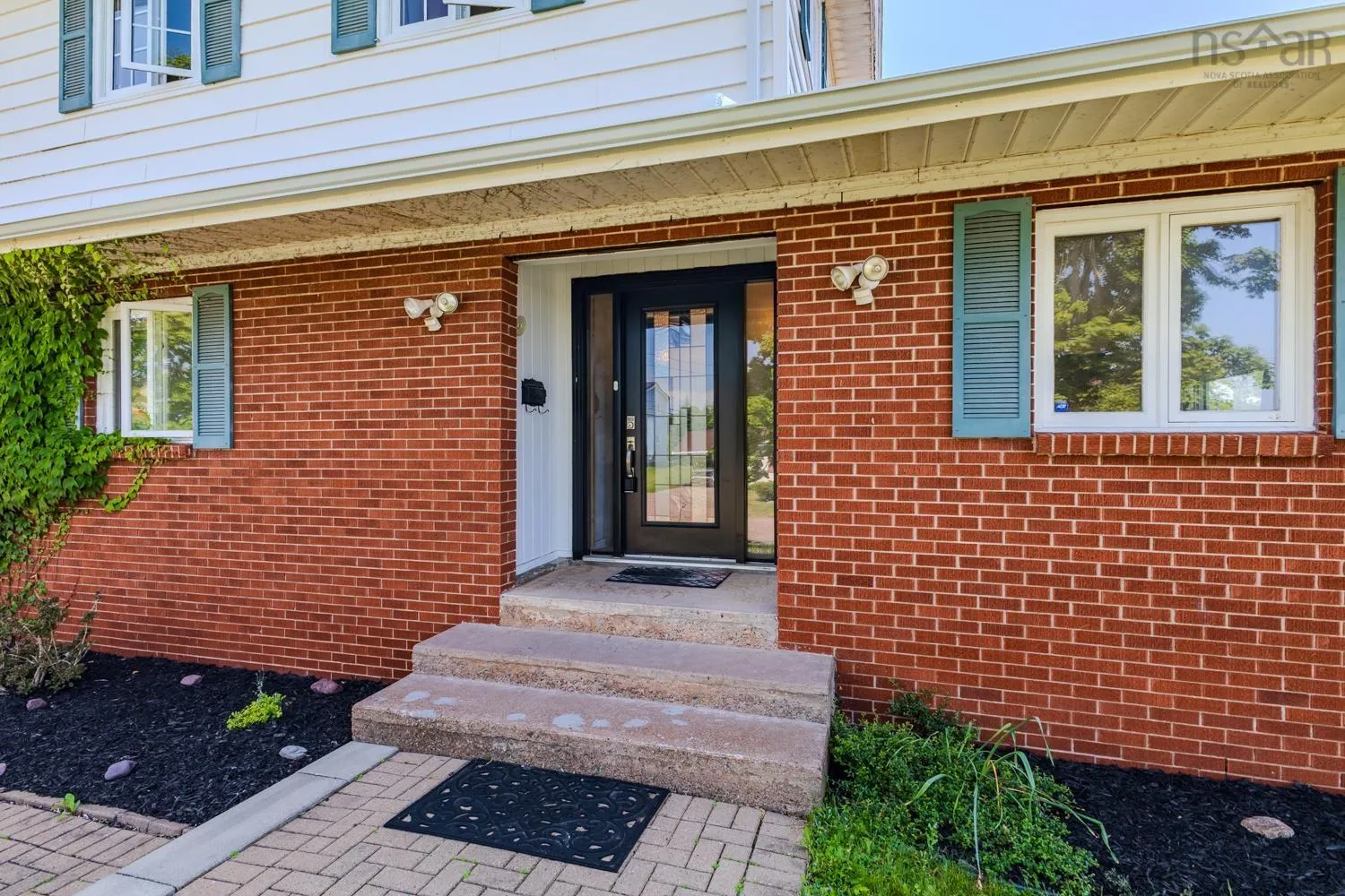 150 Lyman Street, Truro, NS B2N 4S4, 4 Bedrooms Bedrooms, ,2 BathroomsBathrooms,Residential,For Sale,Lyman,202516375